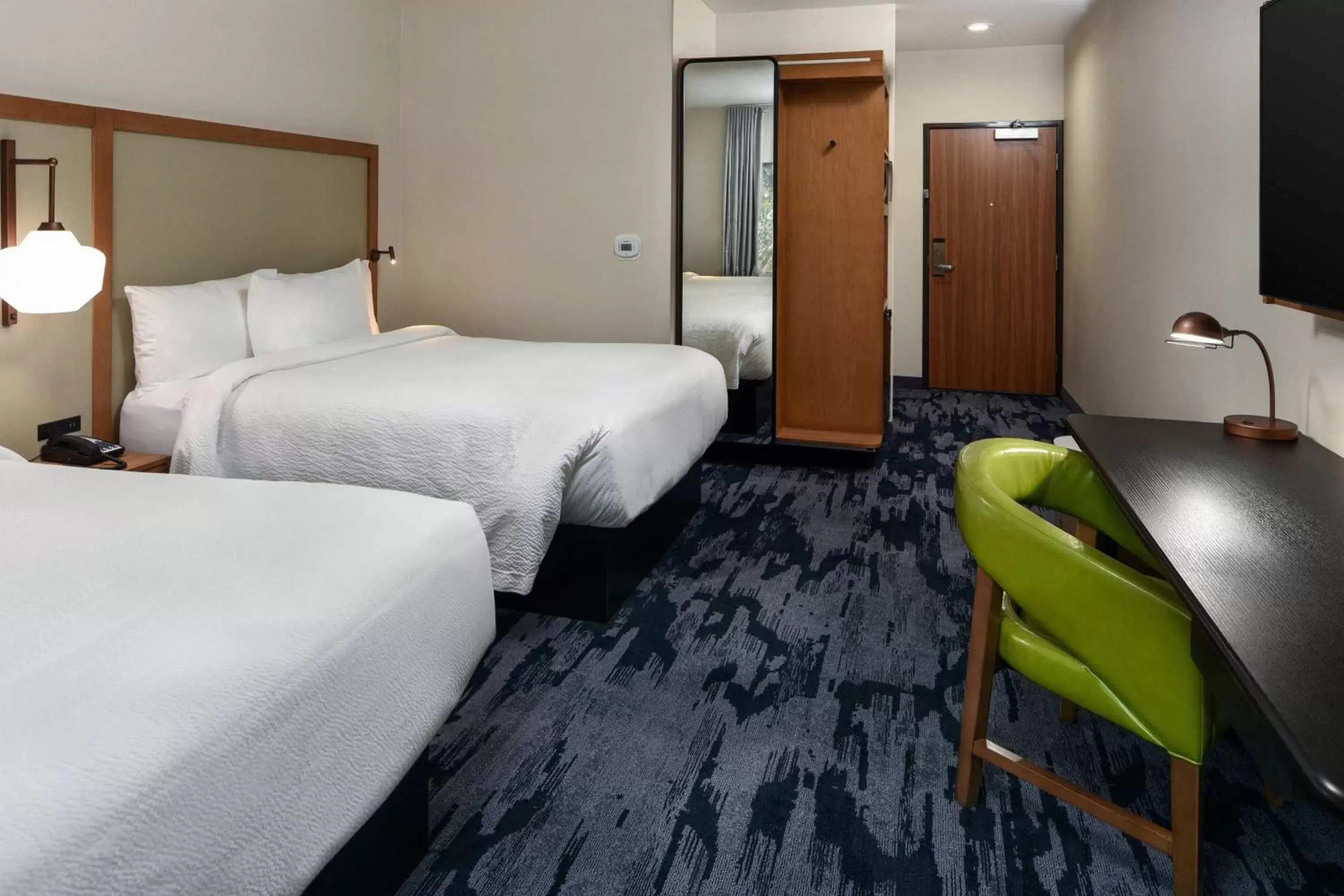 Photo of the whole room, Bed in Fairfield Inn & Suites by Marriott Moorpark Ventura County