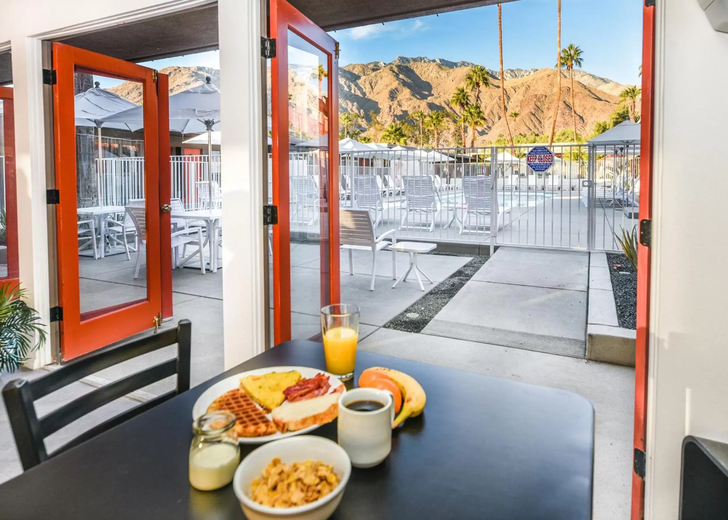 Breakfast in The Skylark, a Palm Springs Hotel