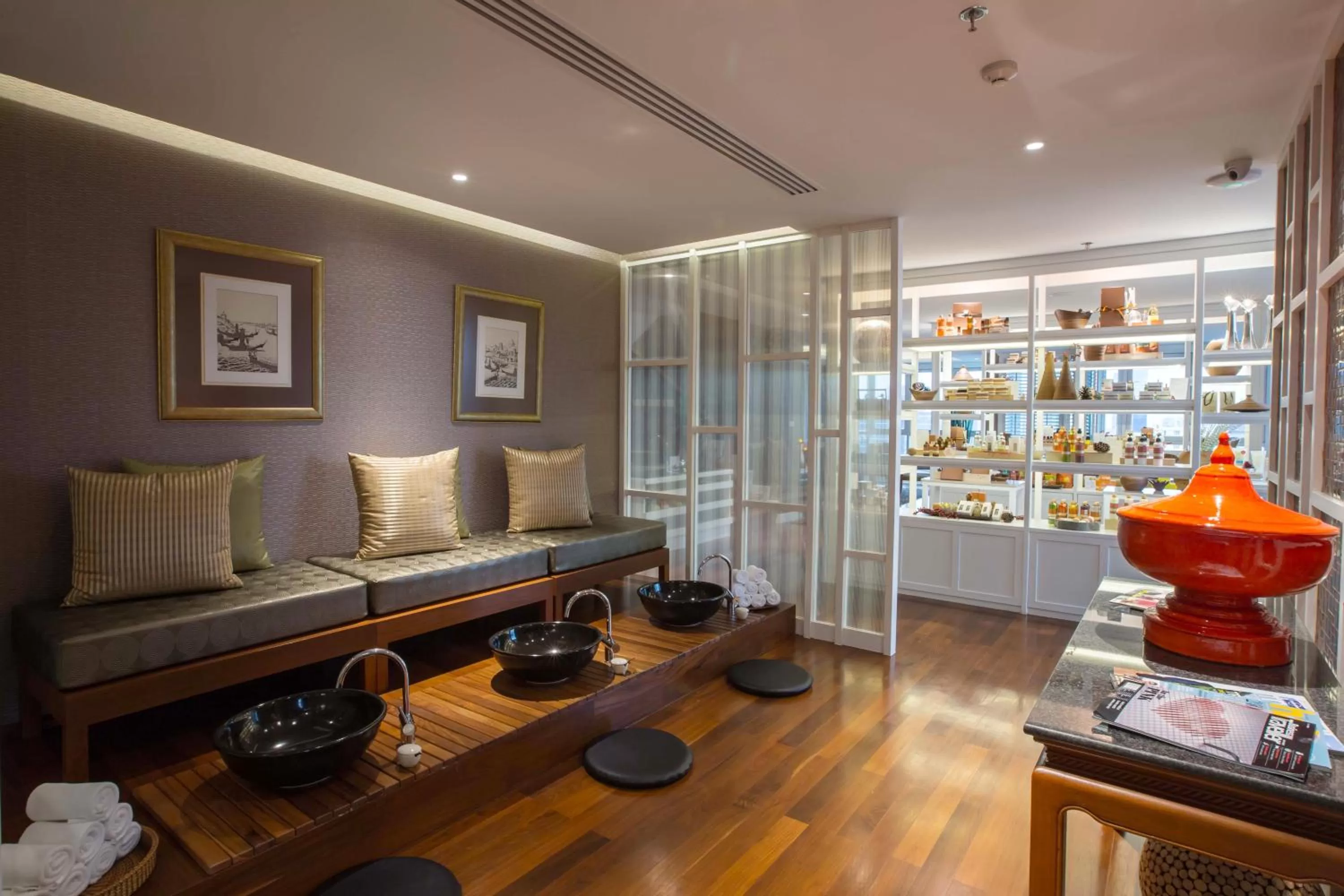 Massage in Grande Centre Point Ploenchit