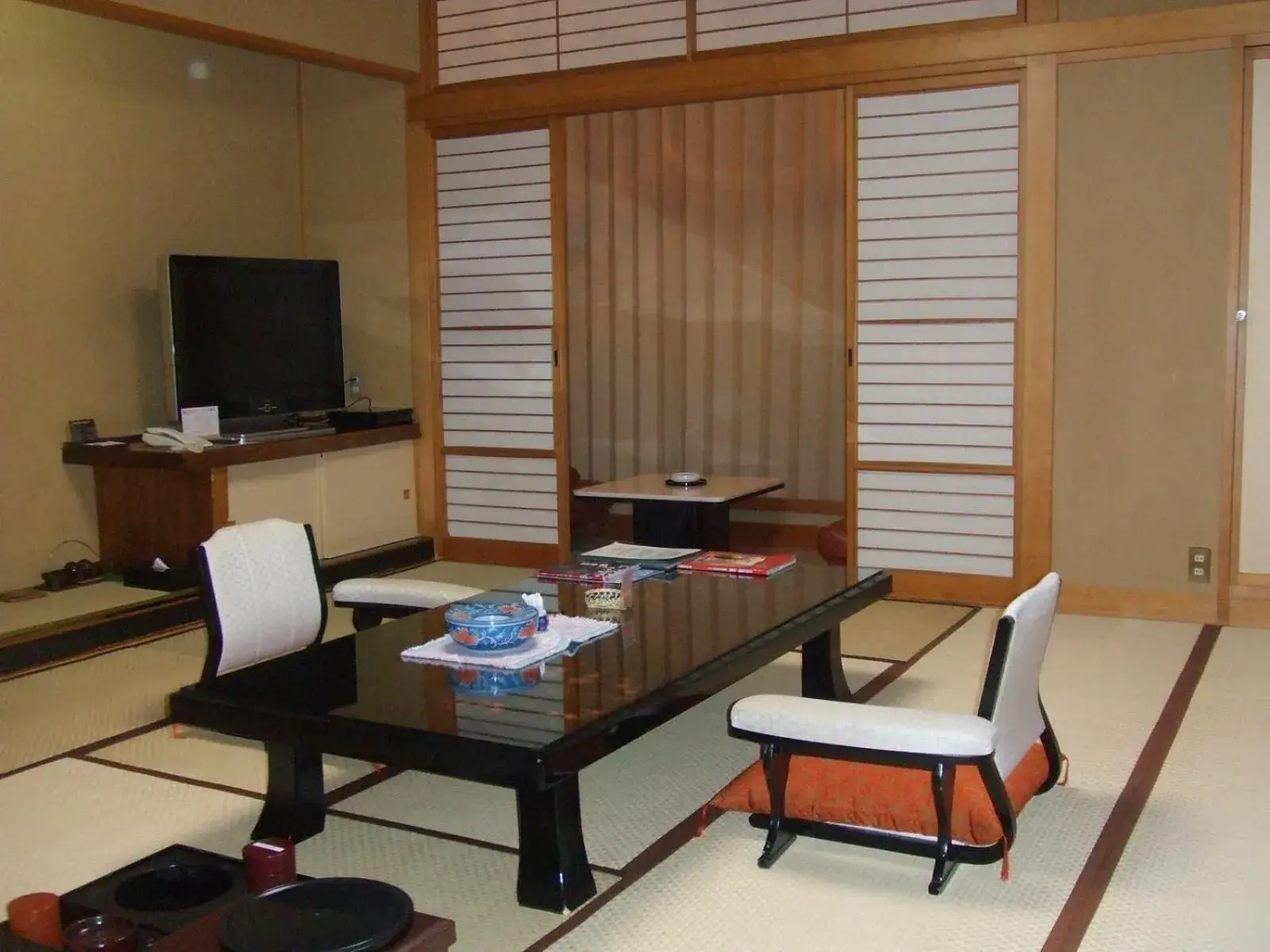 Photo of the whole room, Seating Area in Yuzawa Grand Hotel