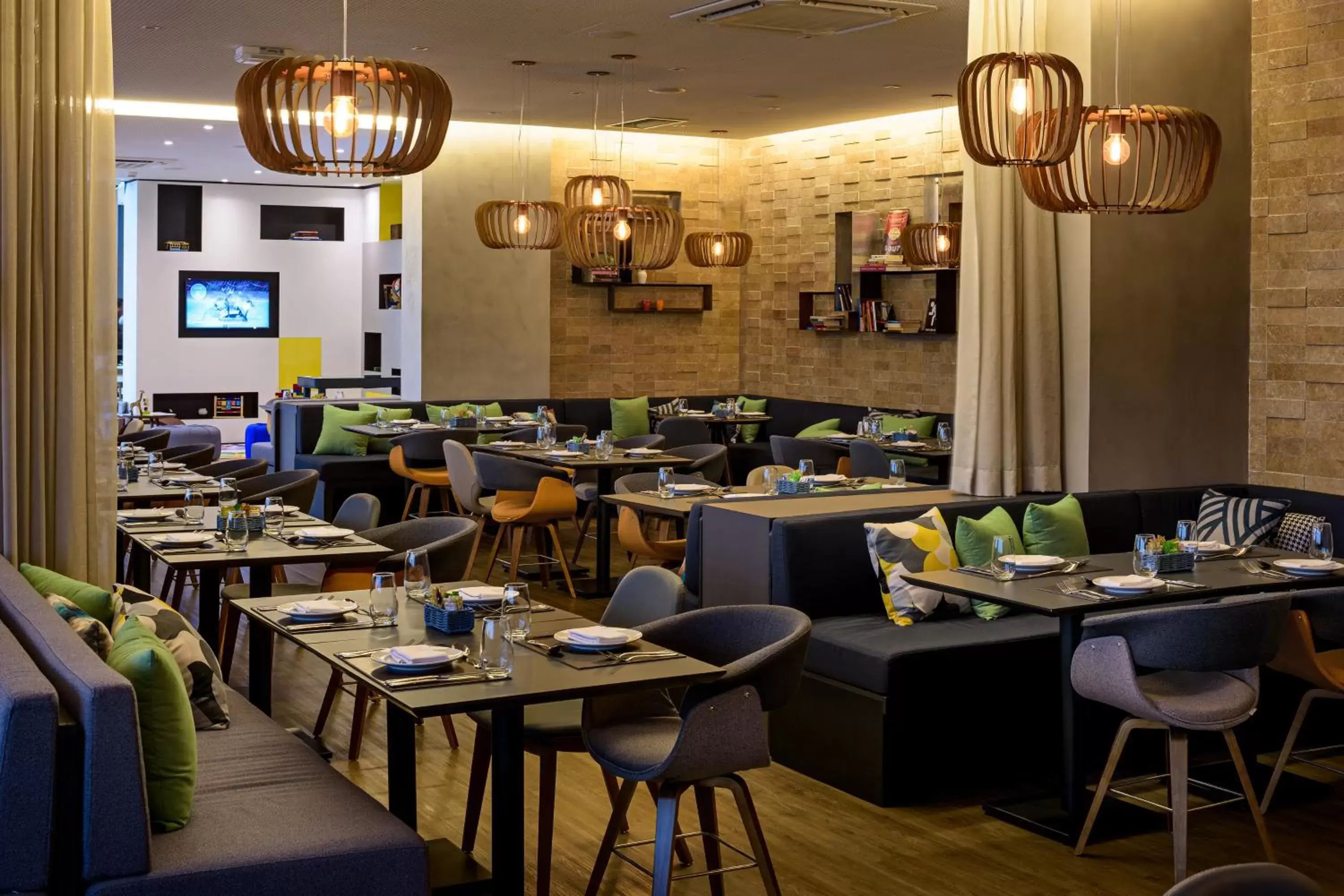 Lounge or bar, Restaurant/Places to Eat in Novotel Sorocaba