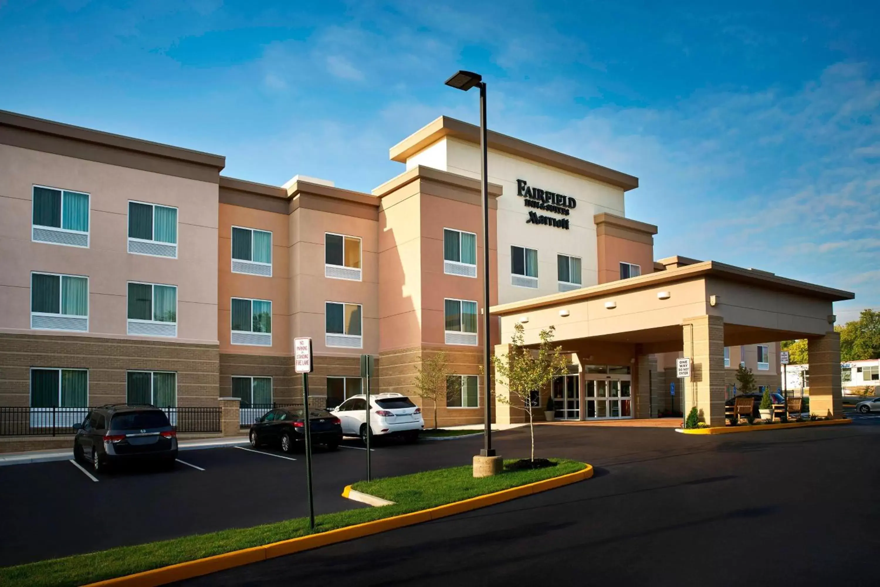 Property Building in Fairfield Inn & Suites by Marriott Alexandria,Virginia