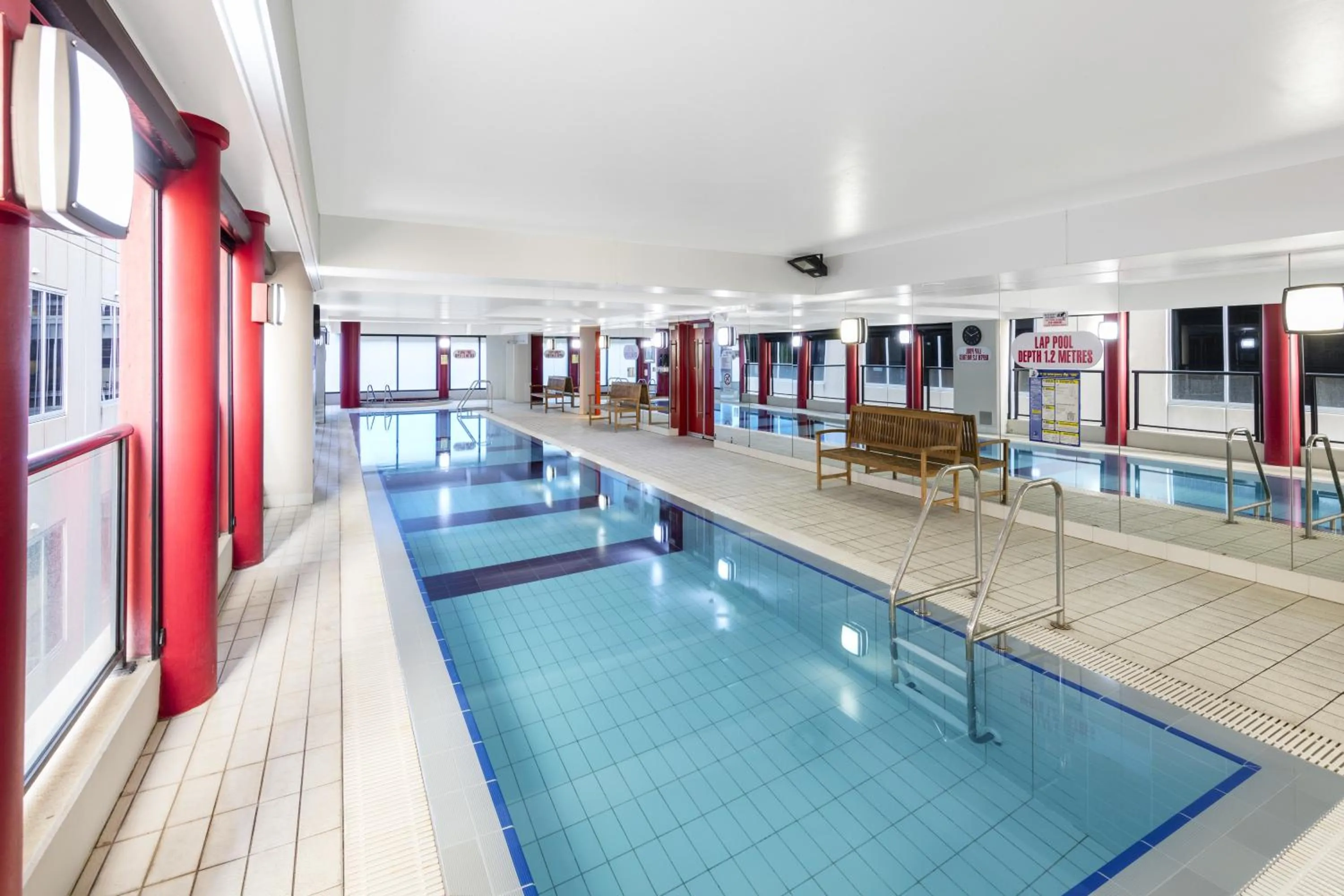 Swimming pool in Oaks Adelaide Horizons Suites