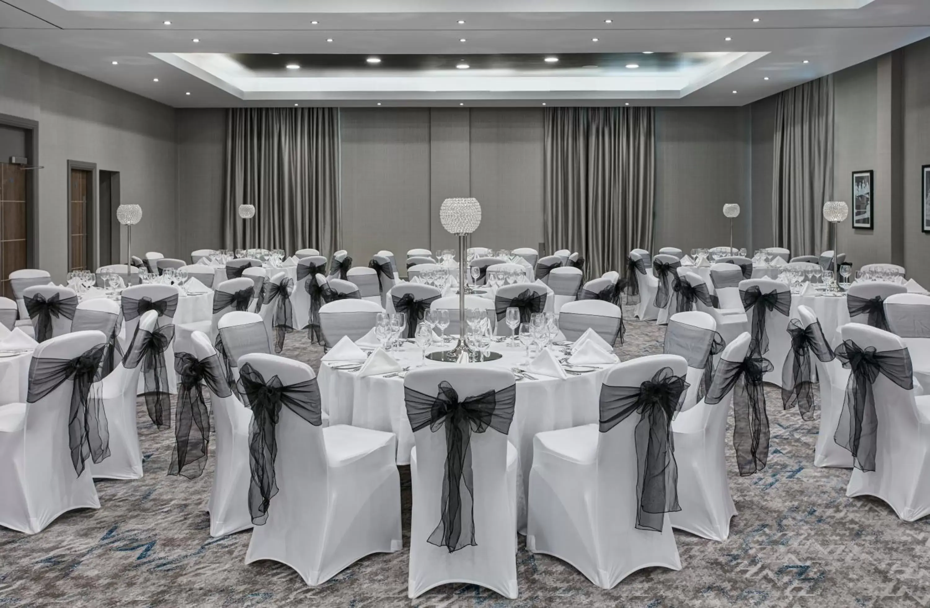 Meeting/conference room, Banquet Facilities in Leonardo Royal Hotel Oxford - Formerly Jurys Inn