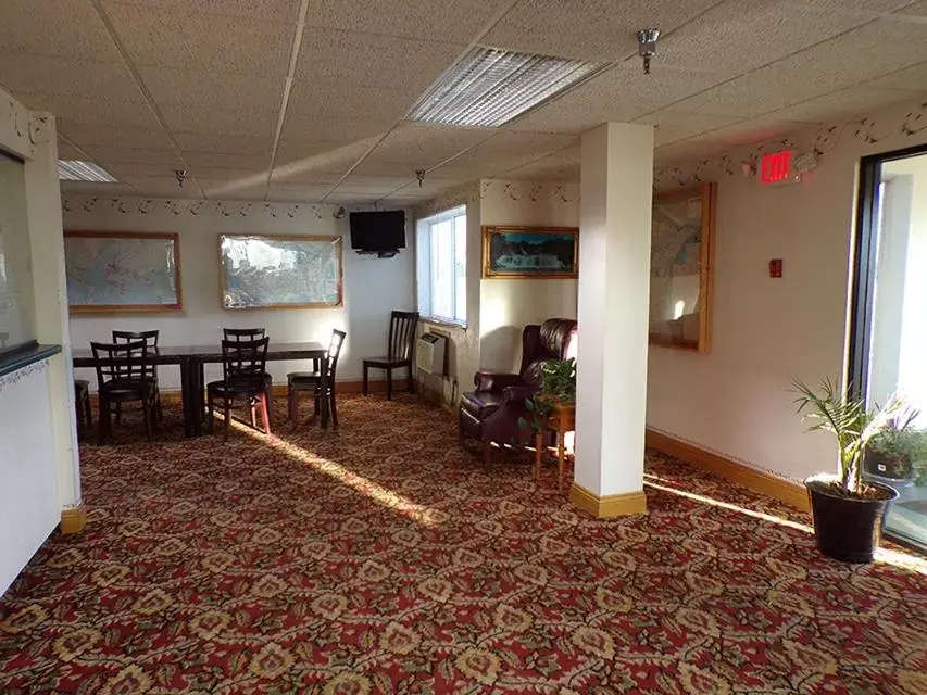 Lobby or reception, Restaurant/Places to Eat in Morton Inn