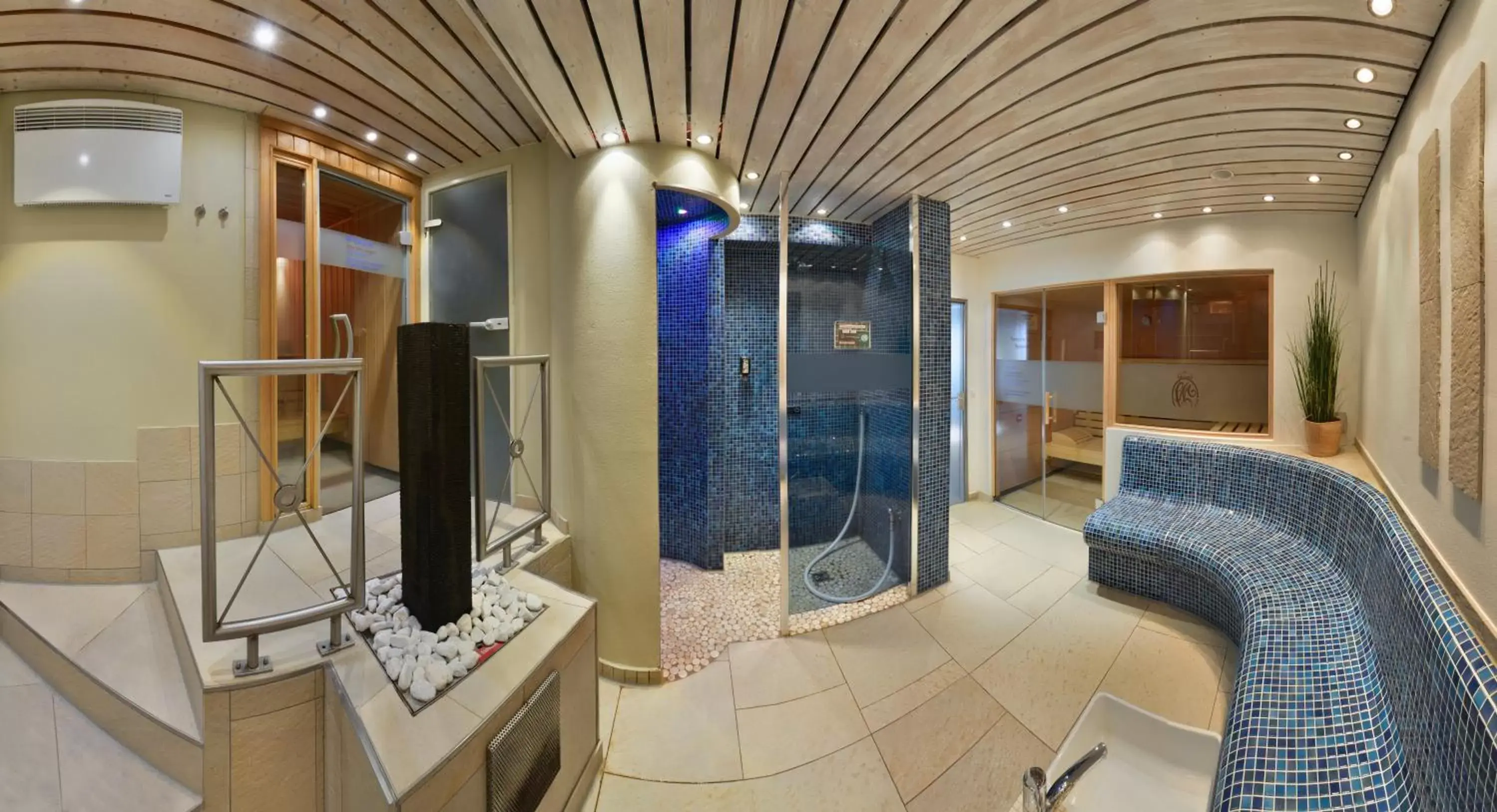 Sauna, Bathroom in Hotel Caroline Mathilde
