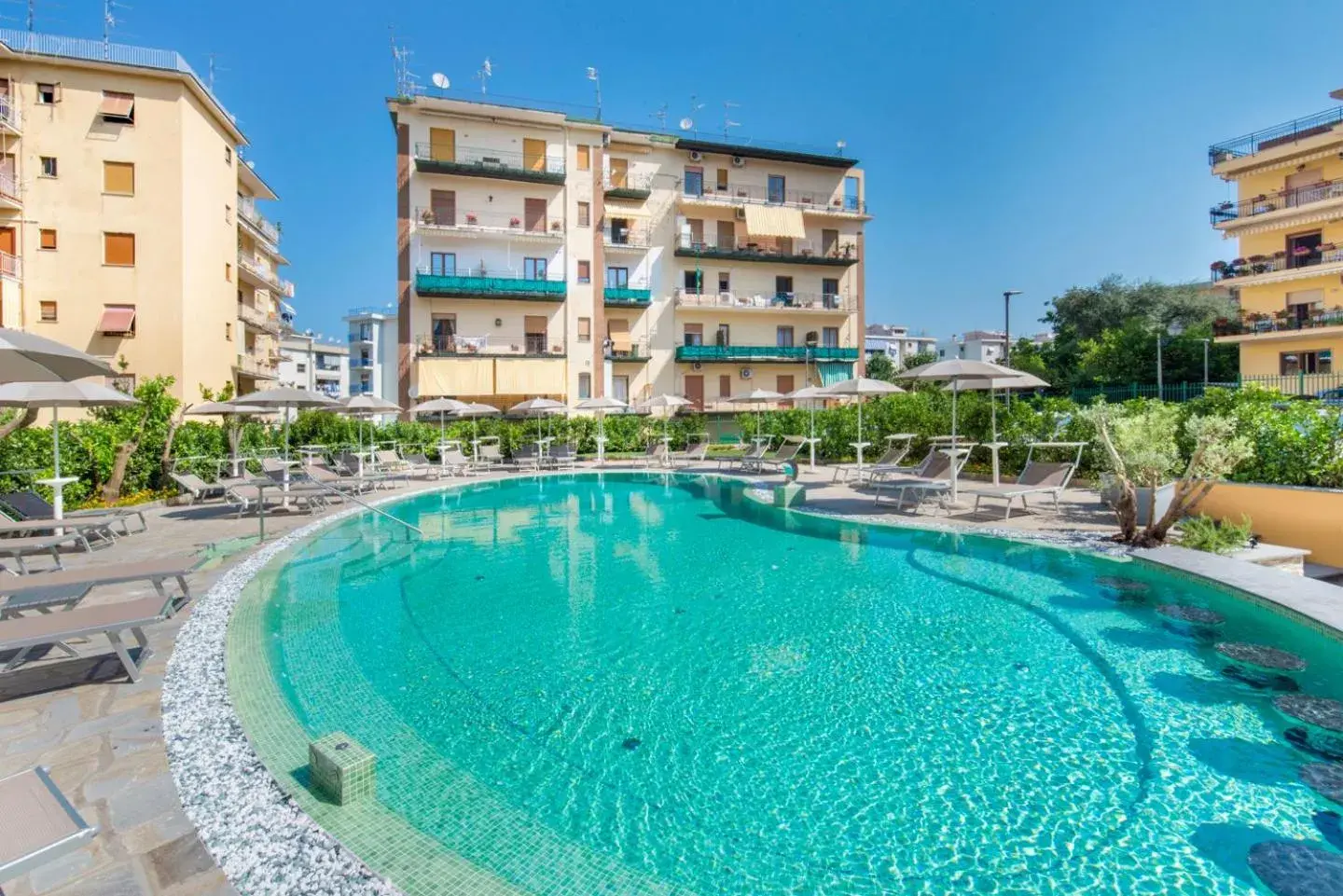 Swimming Pool in Hotel Leone