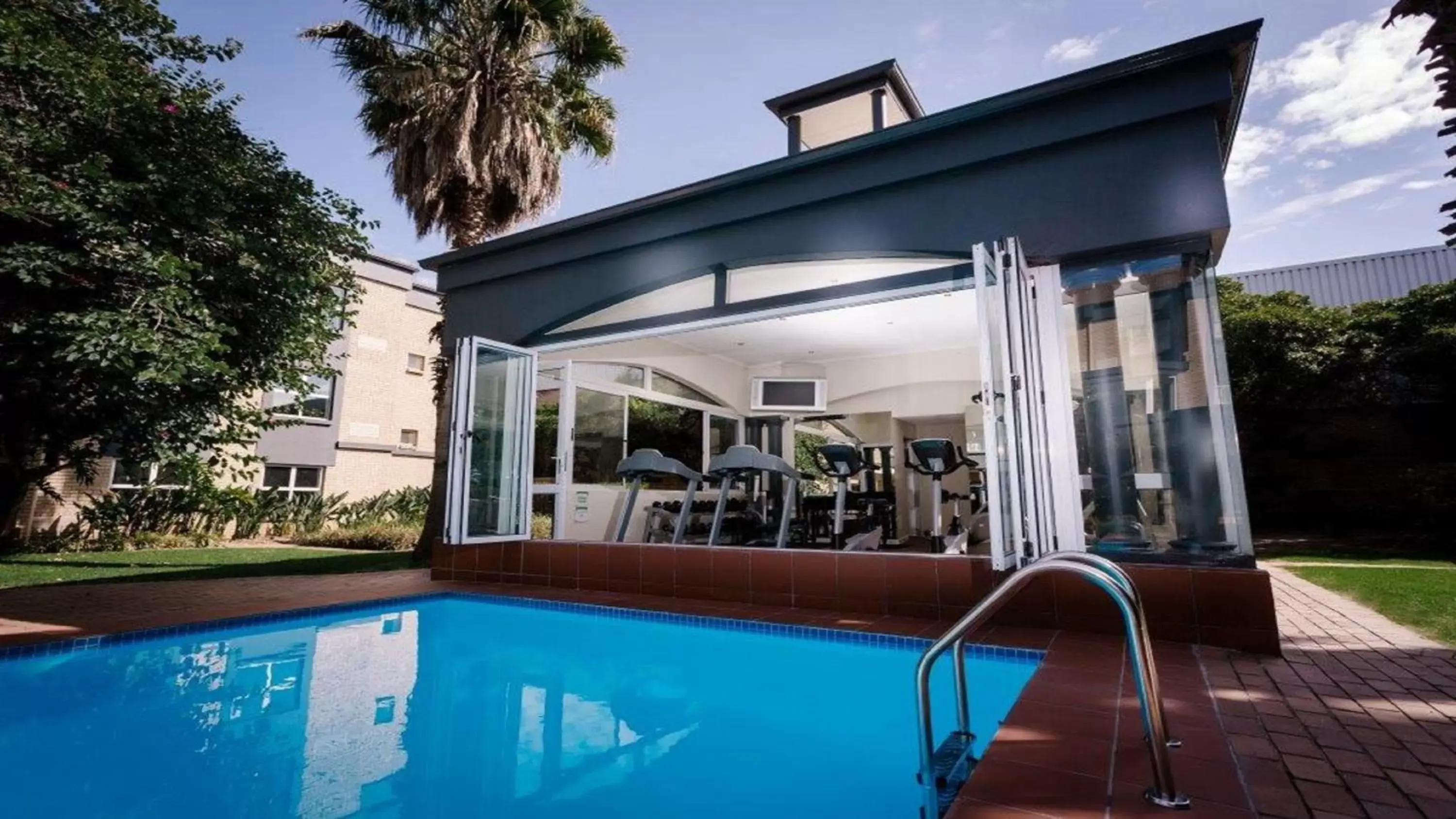 Swimming Pool in Holiday Inn Johannesburg Airport, an IHG Hotel