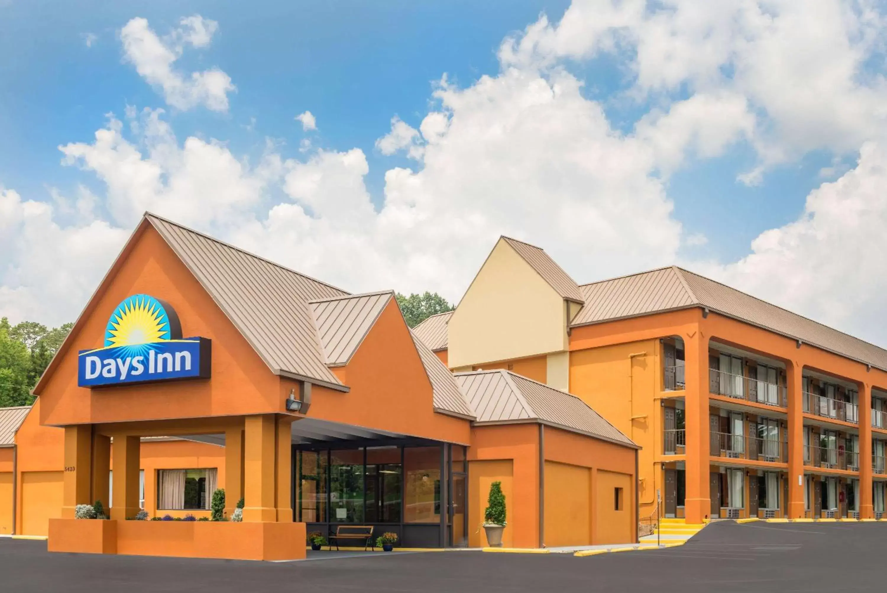 Property Building in Days Inn by Wyndham Knoxville East