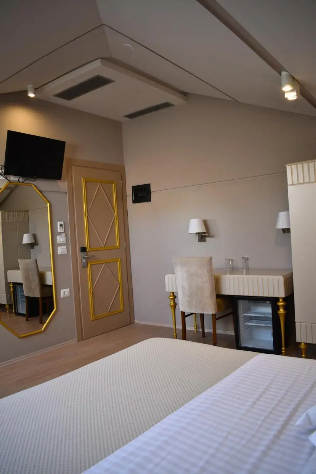 Property building, Bed in Hotel Rezidenca Desaret