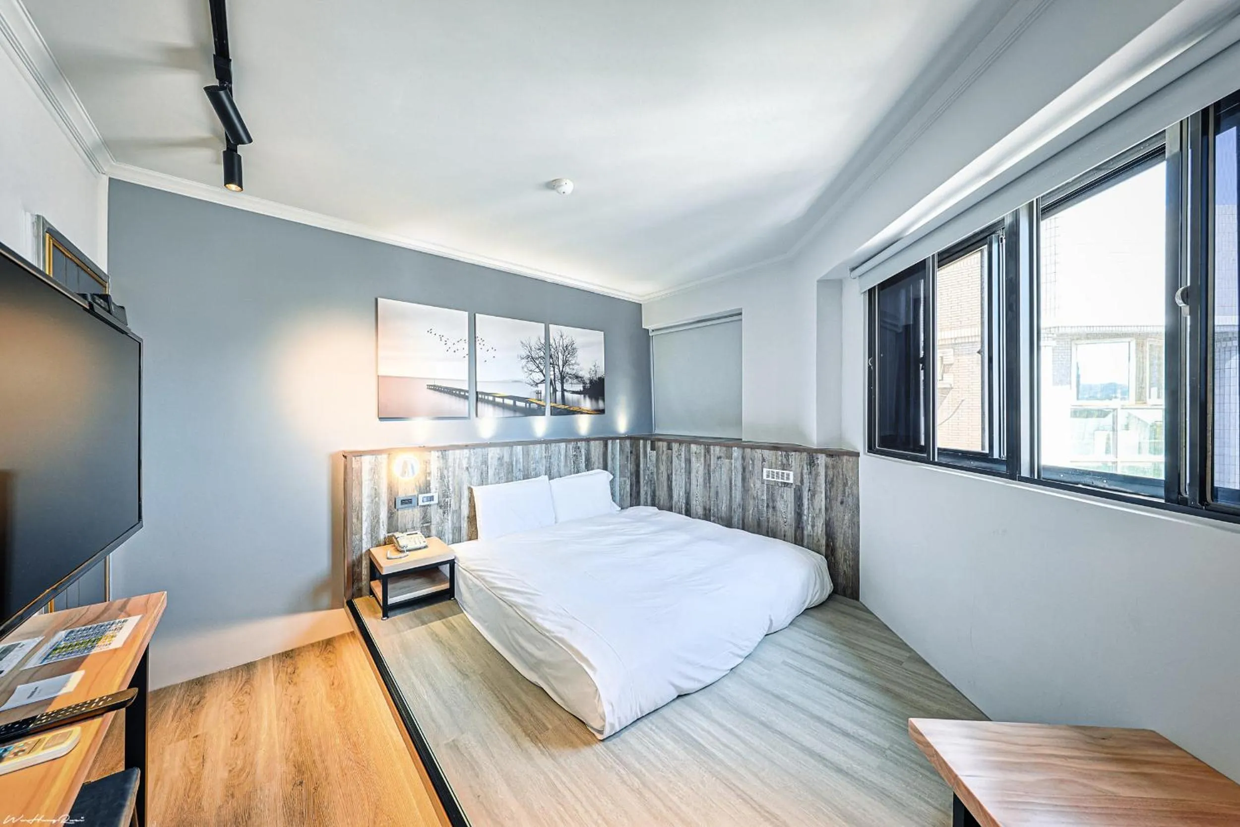 Photo of the whole room, Bed in 亞馨文旅 近東大門夜市 有免費停車場 可自助入住