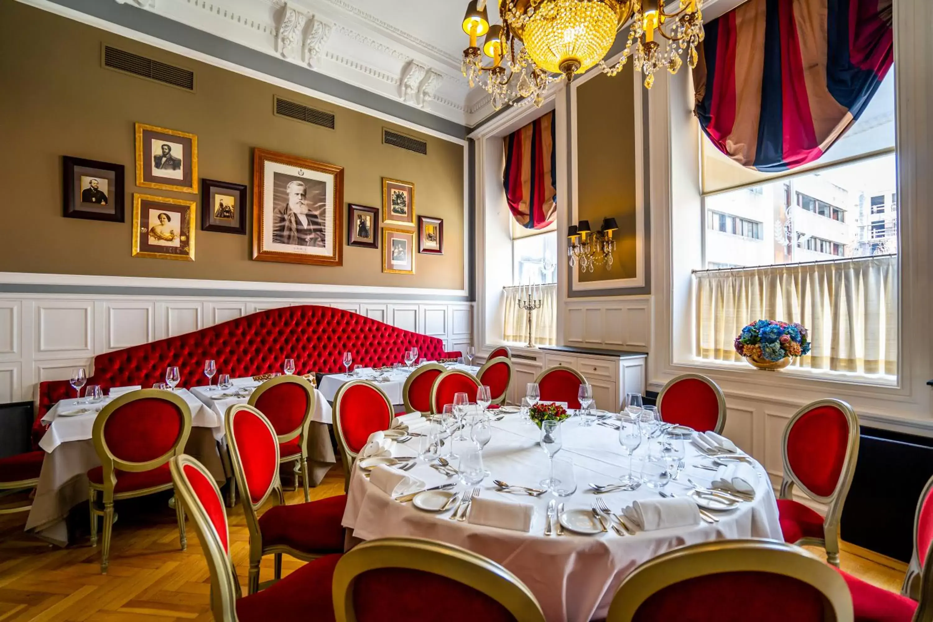 Restaurant/places to eat in Grande Hotel do Porto Restaurant/places to eat in Grande Hotel do Porto