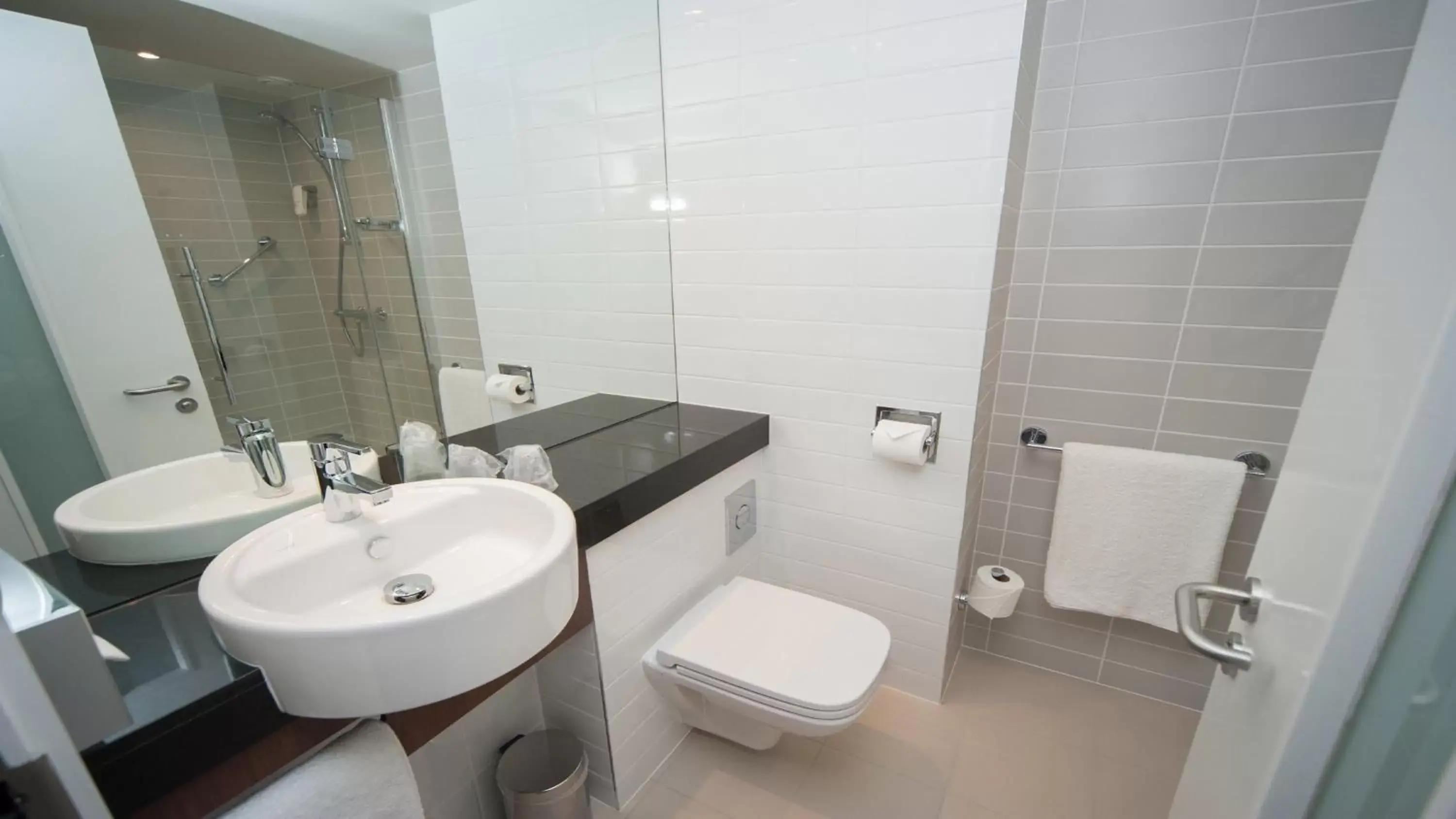 Bathroom in Holiday Inn Express Aberdeen Airport, an IHG Hotel