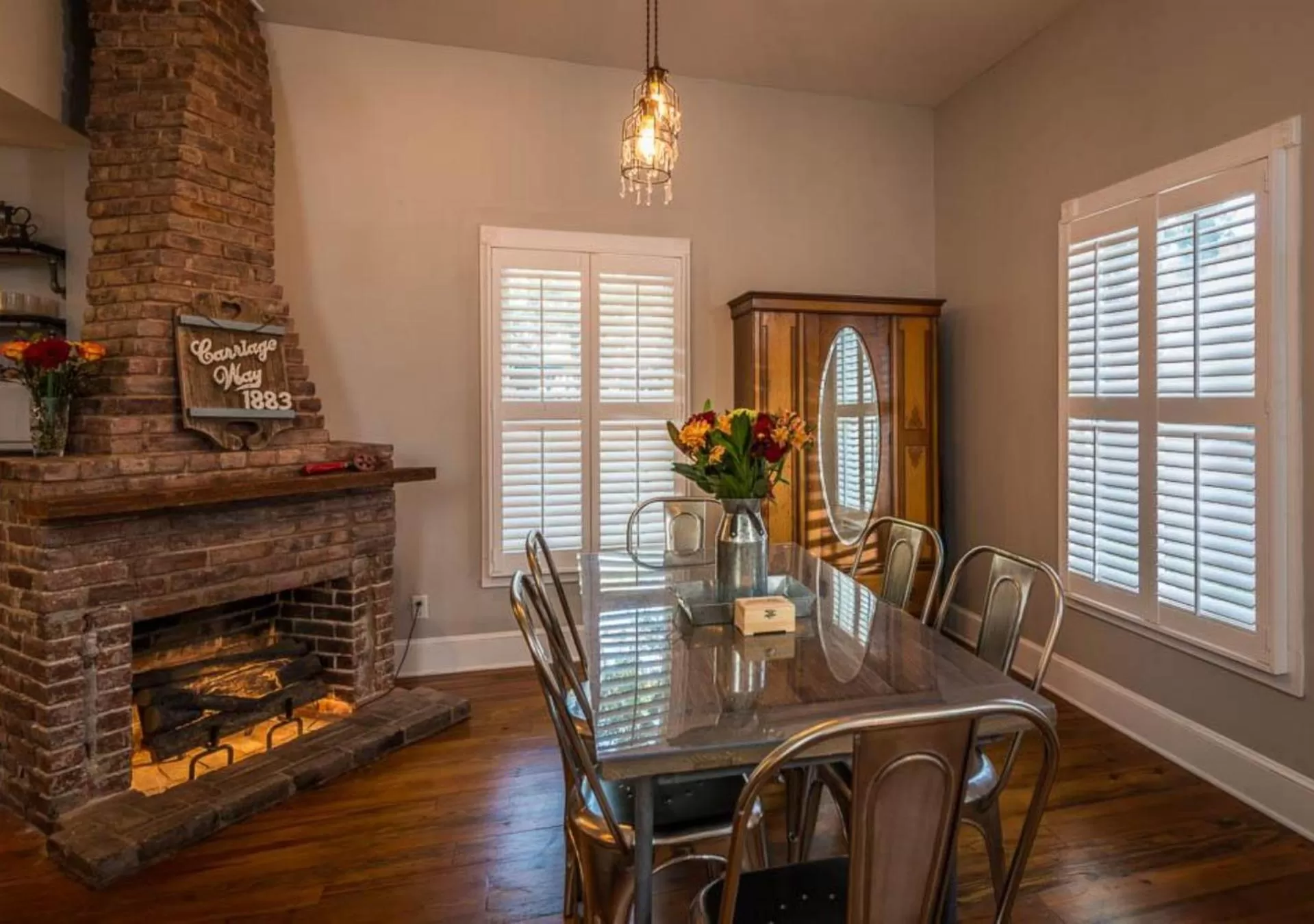 Dining area in Carriage Way Inn Bed & Breakfast Adults Only - 21 years old and up