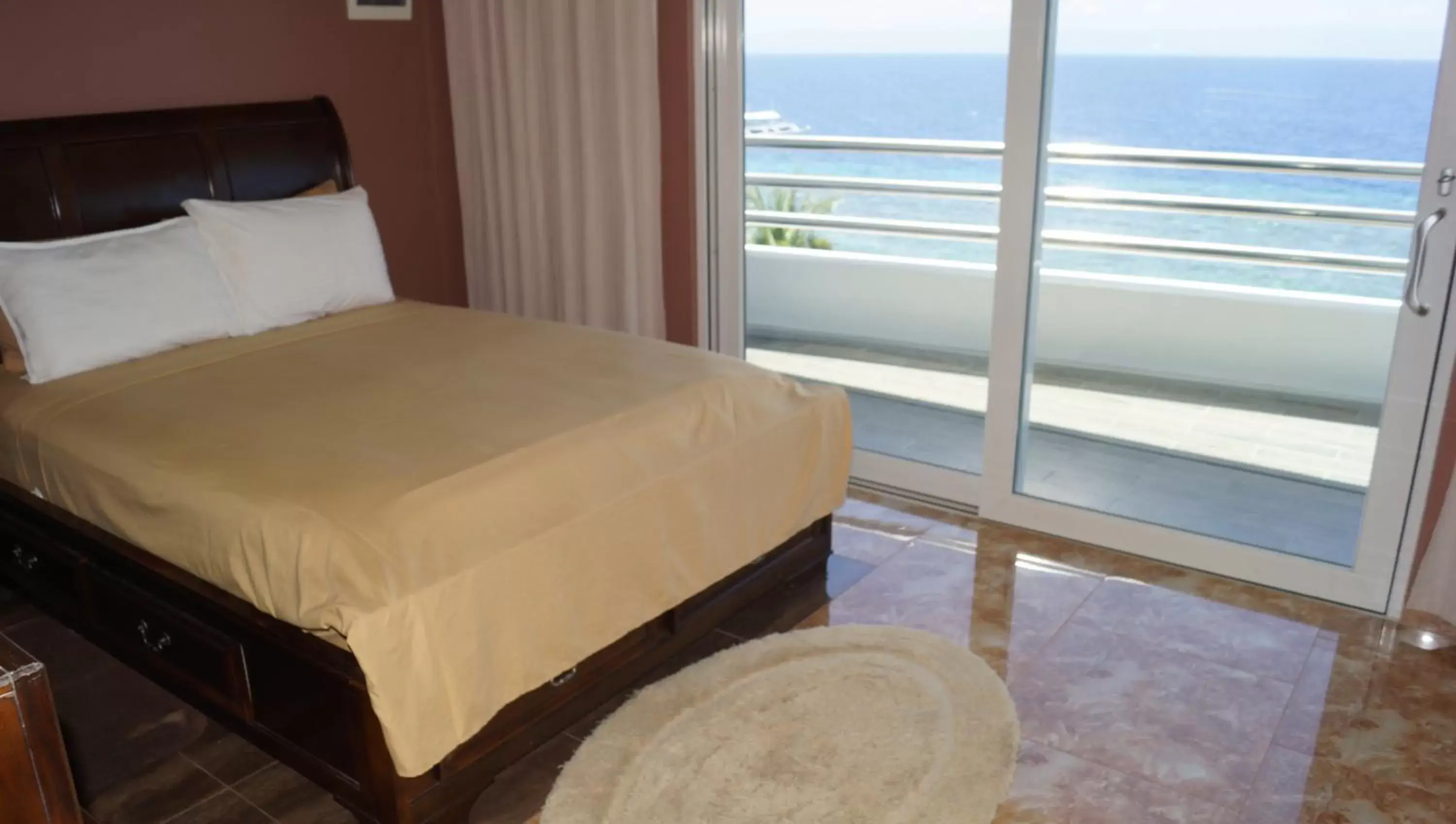 Bedroom, Bed in Panglao Sea Resort - Tangnan Bedroom, Bed in Panglao Sea Resort - Tangnan