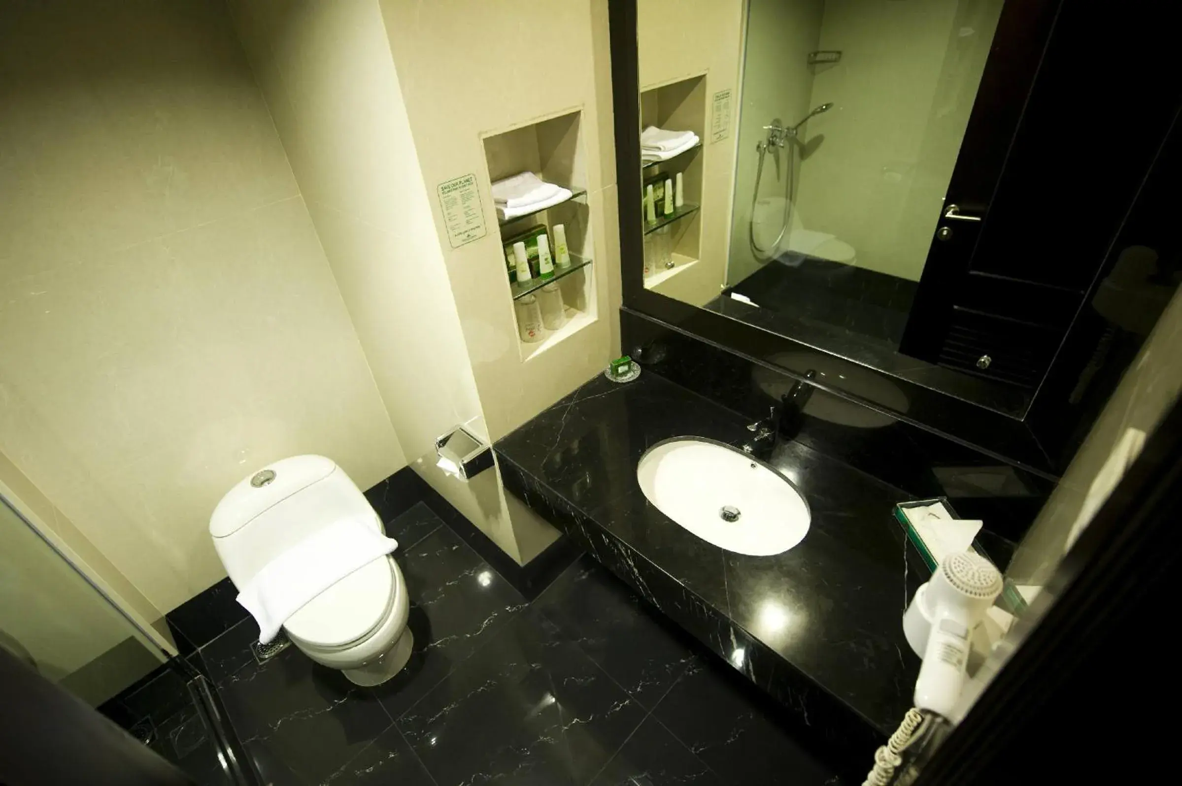 Superior Room Only Double or Twin Room in Emerald Garden Hotel Superior Room Only Double or Twin Room in Emerald Garden Hotel