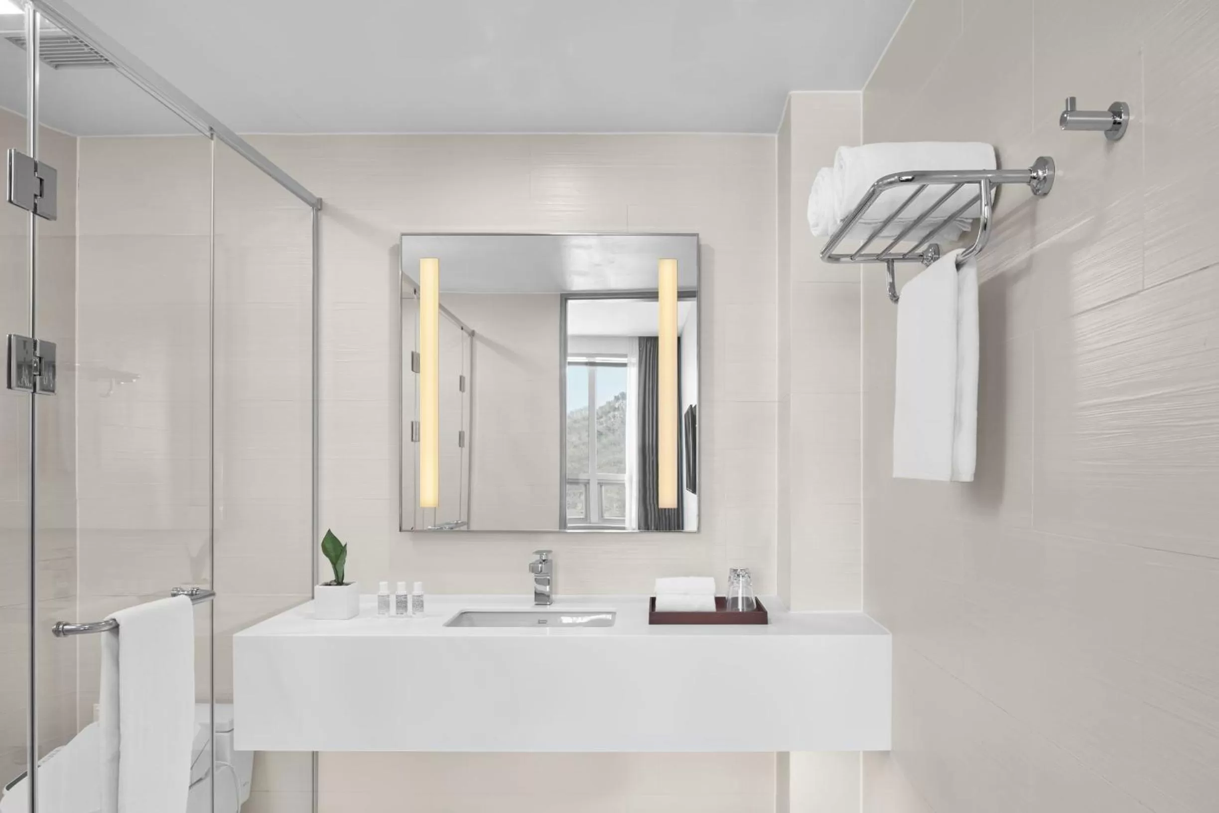 Bathroom in Avani Central Busan