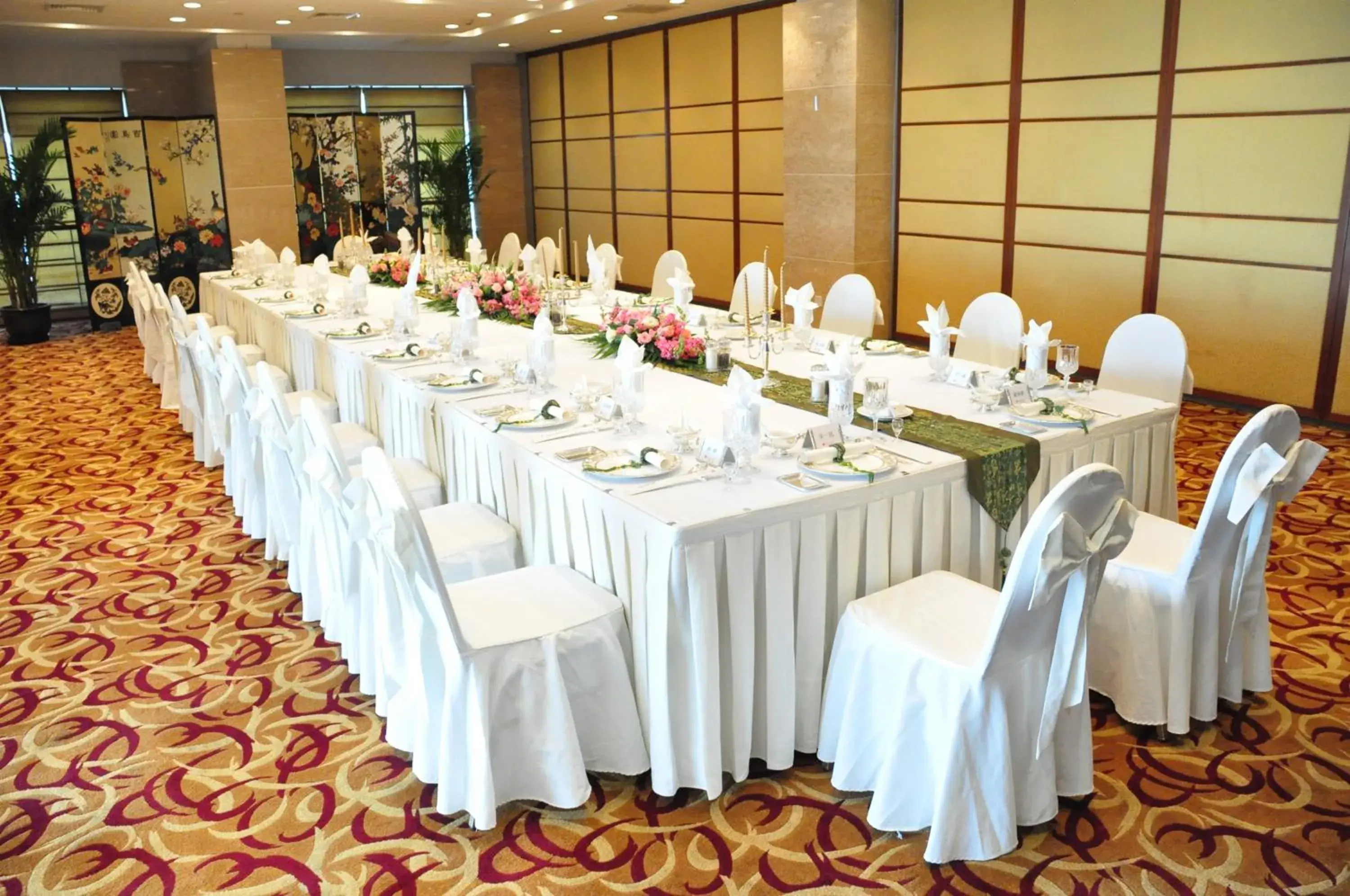 Business facilities, Banquet Facilities in Ramada Plaza Hotel Pudong