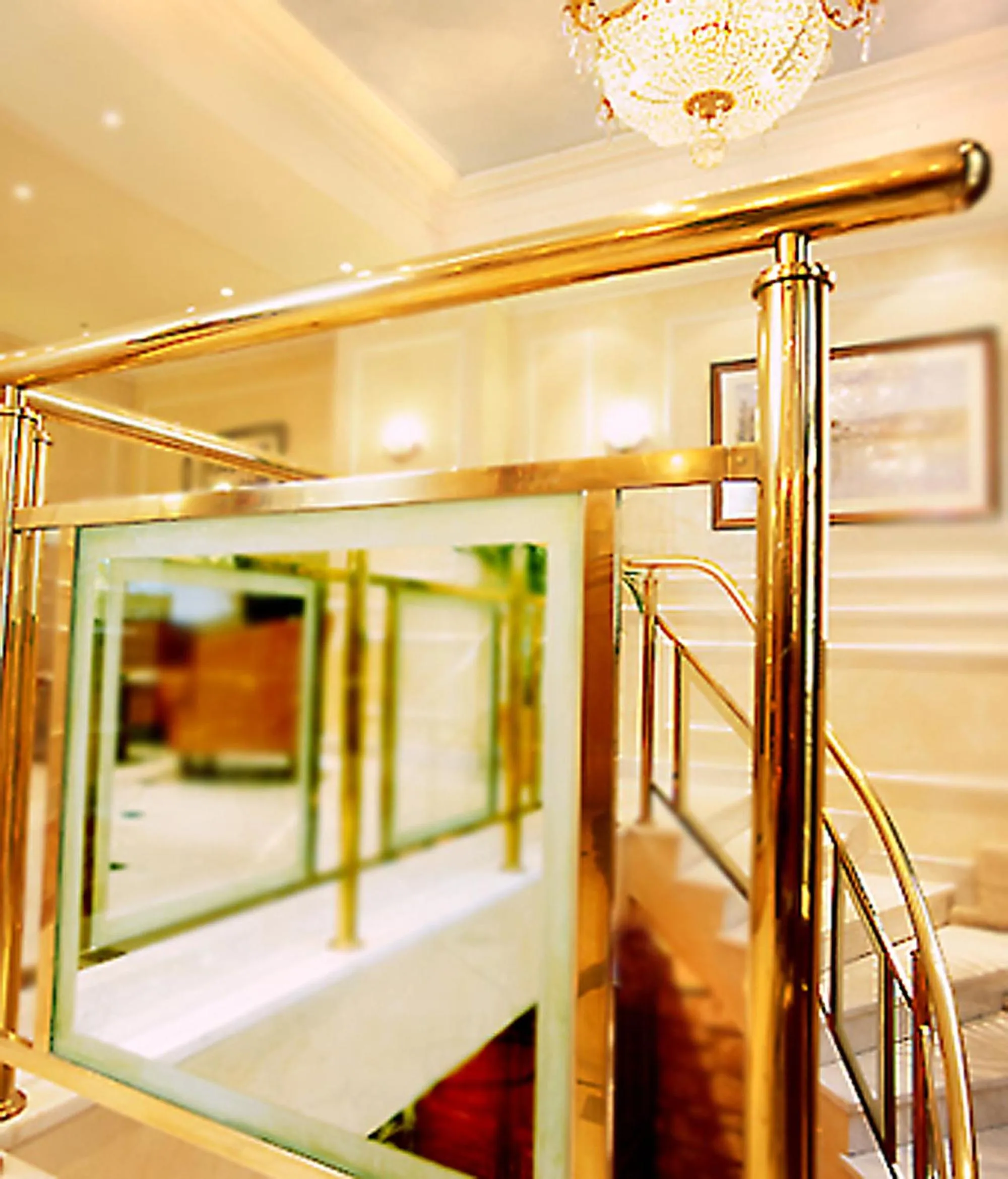 Decorative detail, Bed in Montparnasse Daguerre