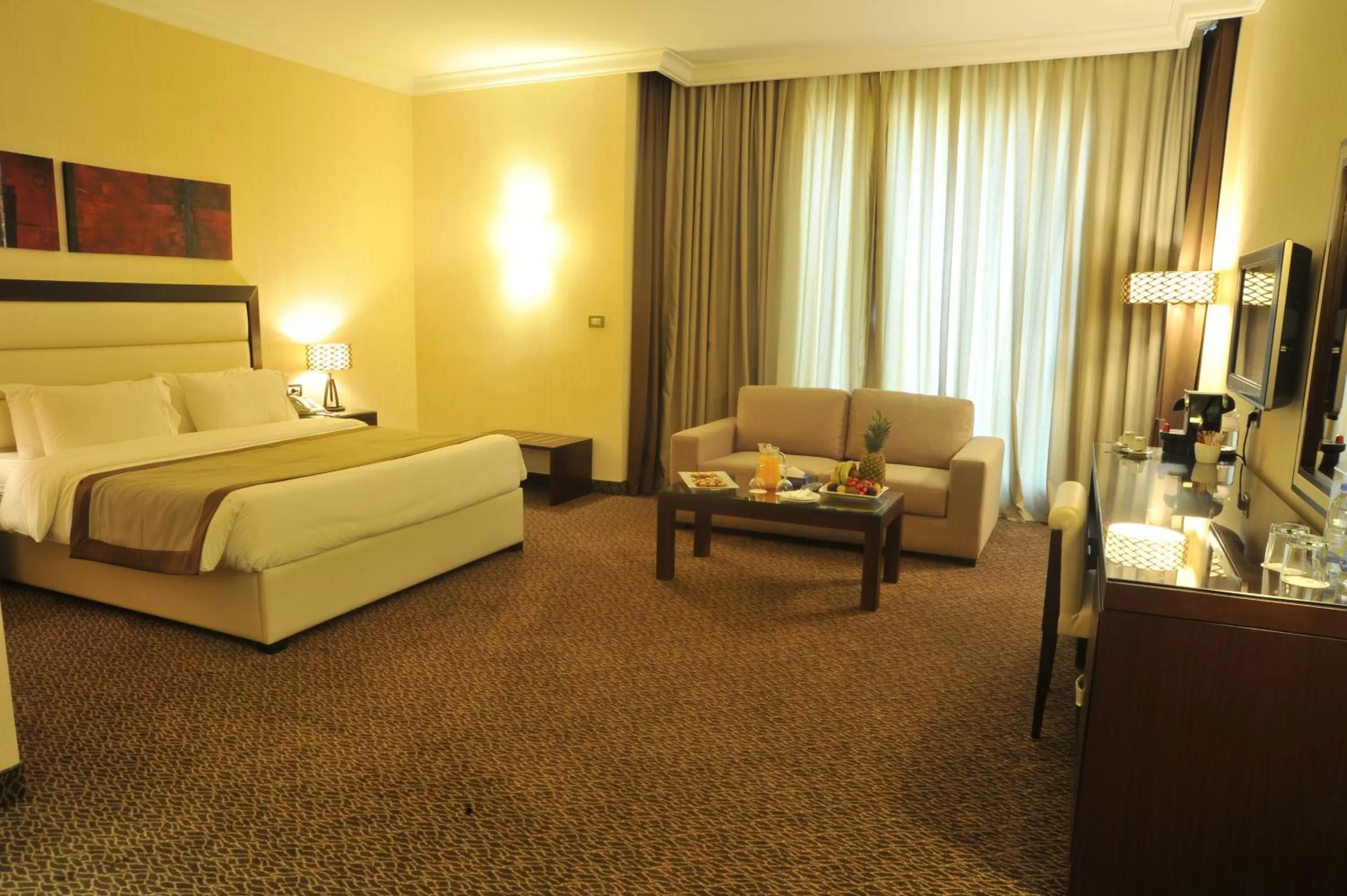 Junior Suite in Lancaster Raouche Hotel