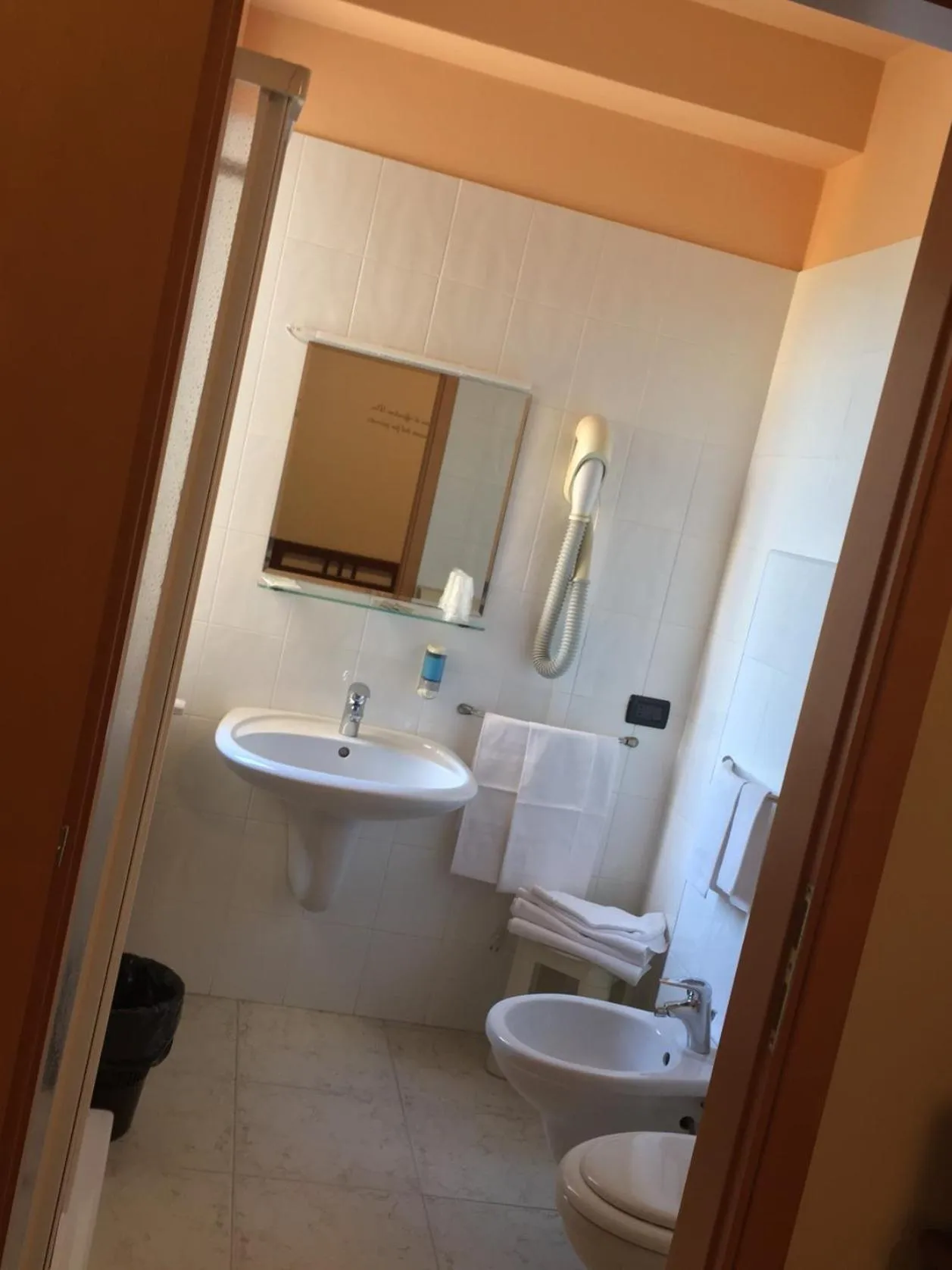 Bathroom in Hotel Euro