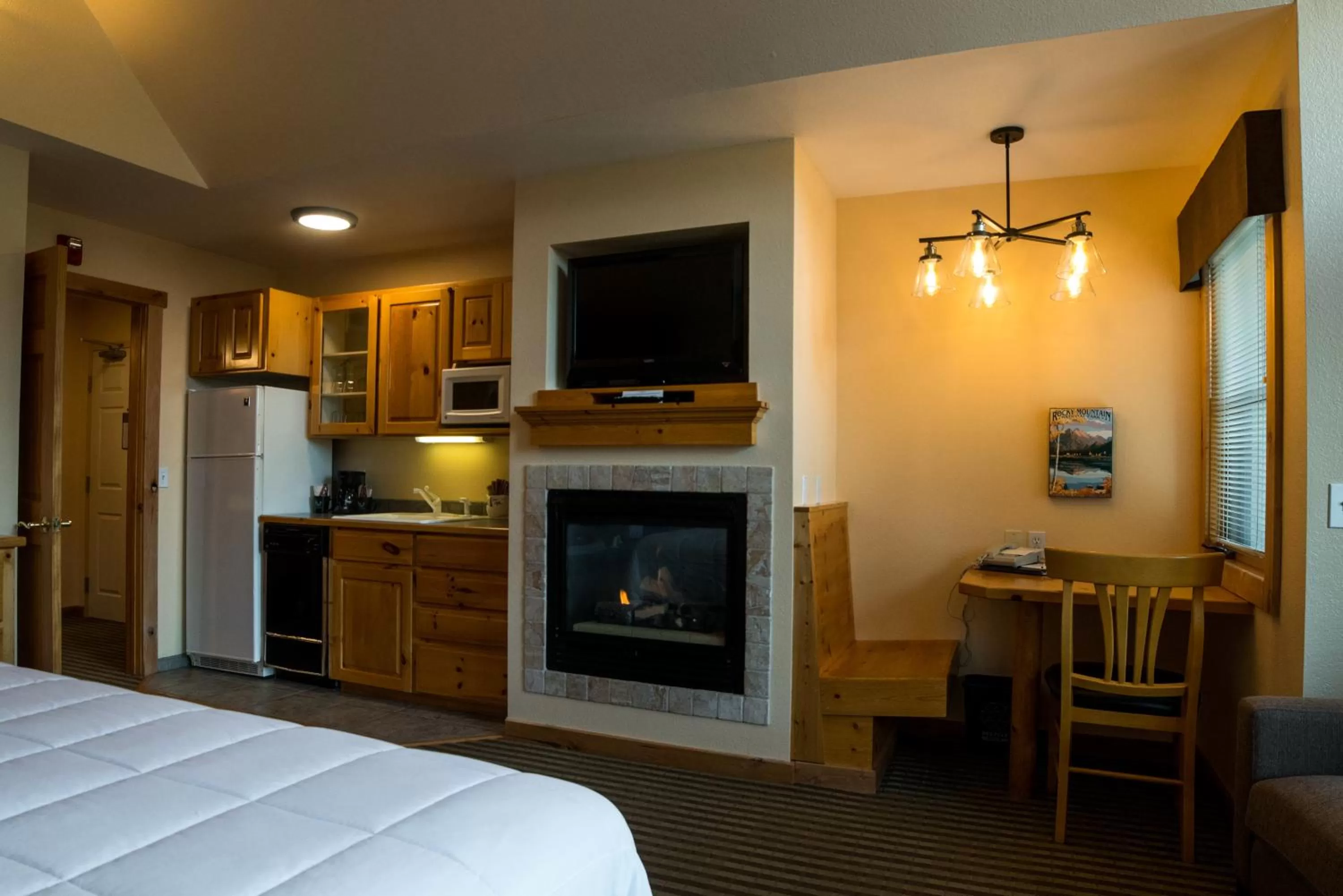 Kitchen or kitchenette, Bed in Appenzell Inn