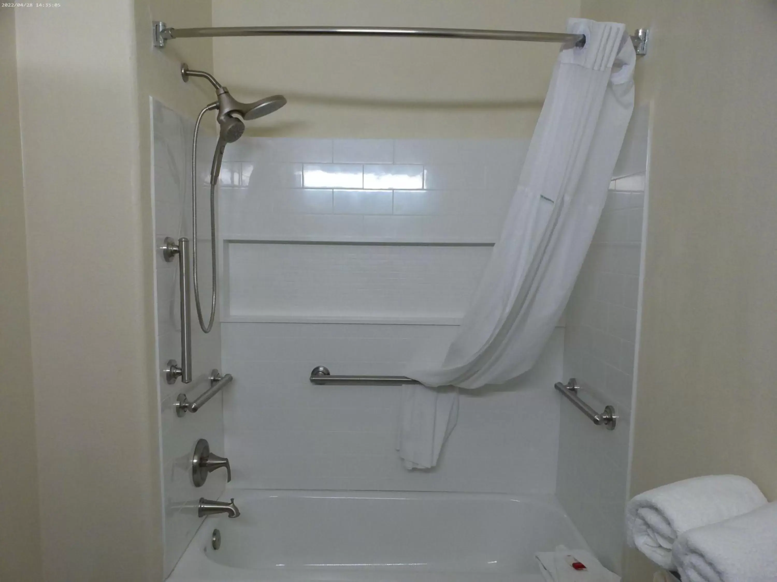 Shower, Bathroom in Days Inn & Suites by Wyndham Tucson/Marana