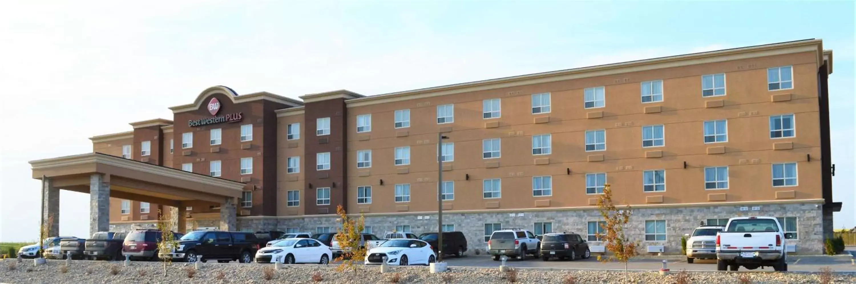 Property Building in Best Western Plus Kindersley Hotel