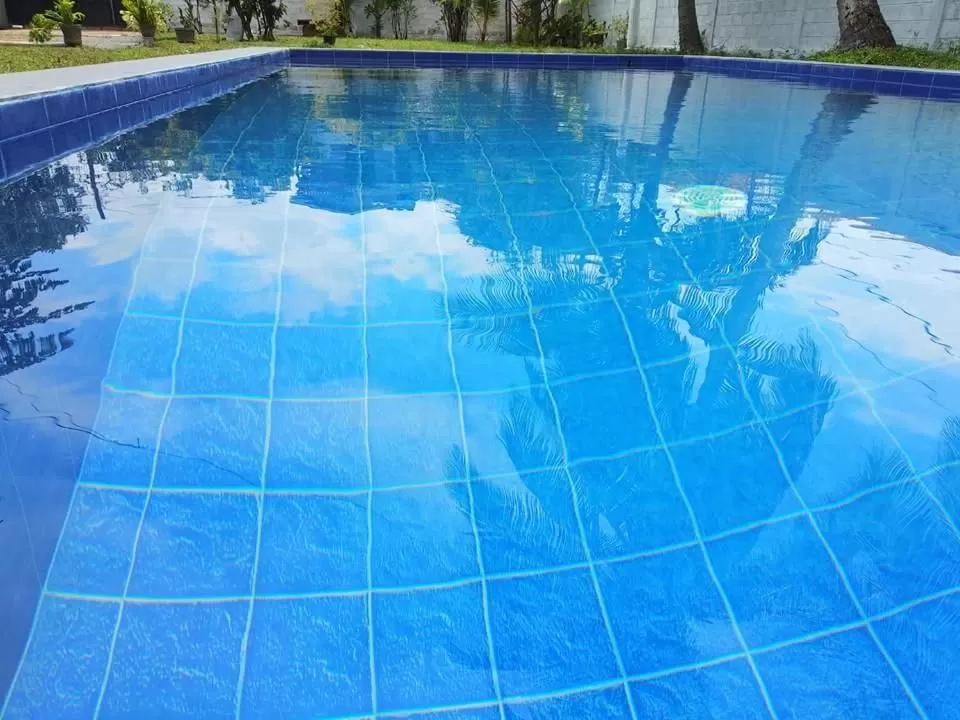 Swimming Pool in Ocean Gate Negombo