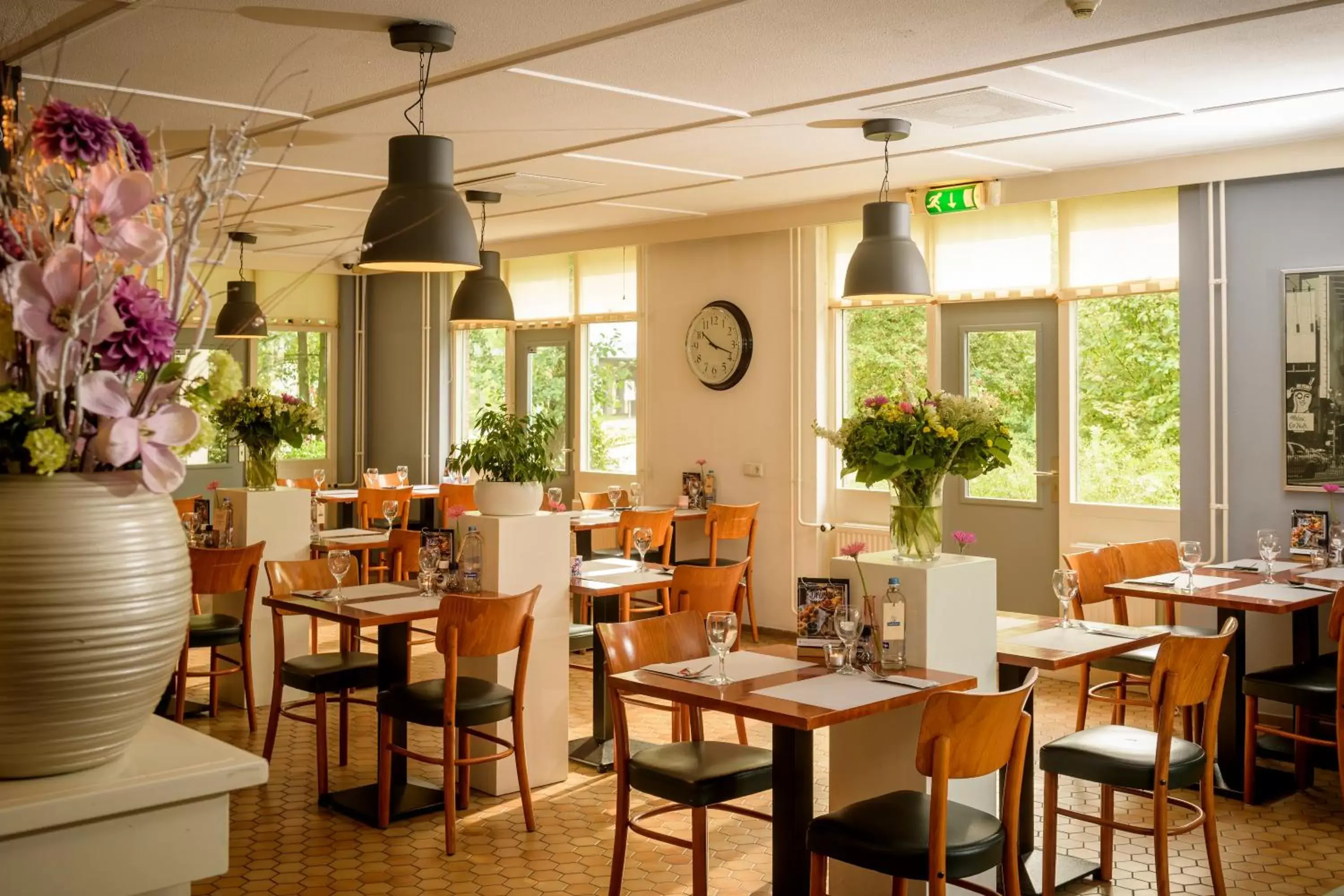 Restaurant/Places to Eat in Campanile Hotel & Restaurant Vlaardingen