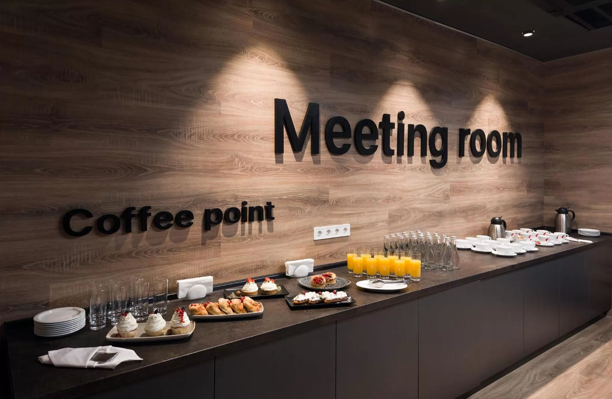 Coffee/tea facilities in ONOVO Dendra Hotel