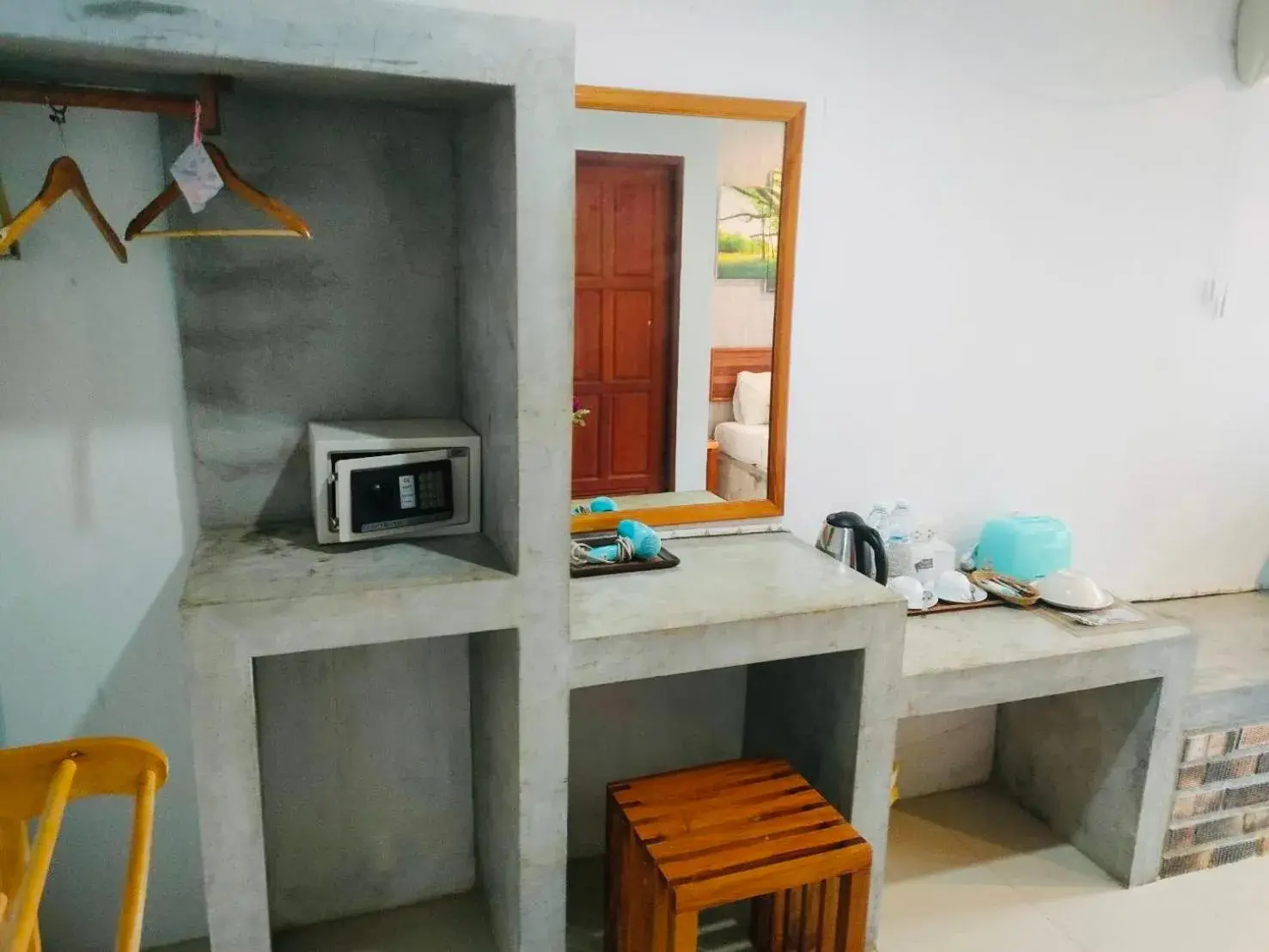 Property building, Kitchen/Kitchenette in Andawa Lanta Resort