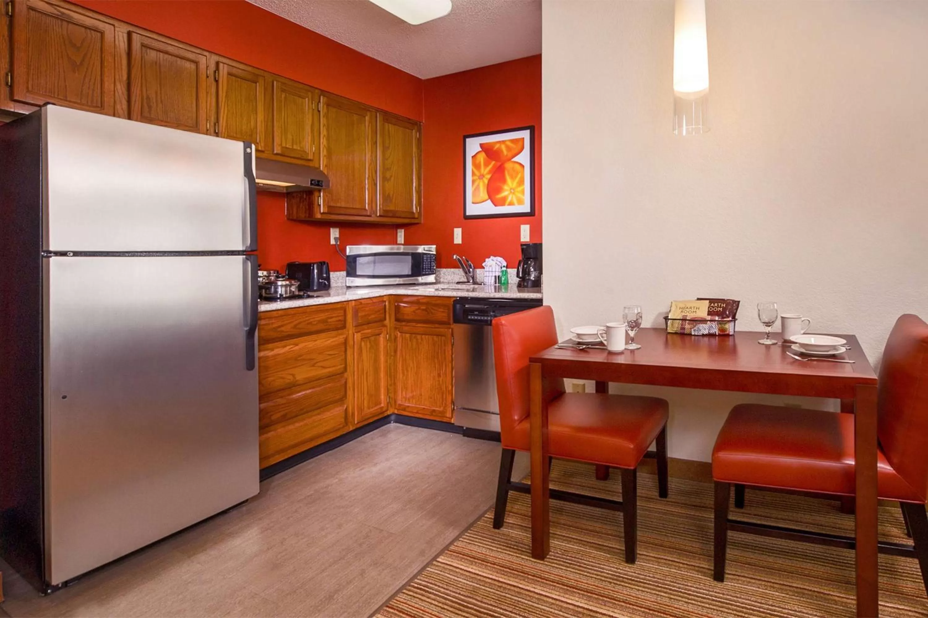 Kitchen or kitchenette in Sonesta ES Suites Charlottesville University