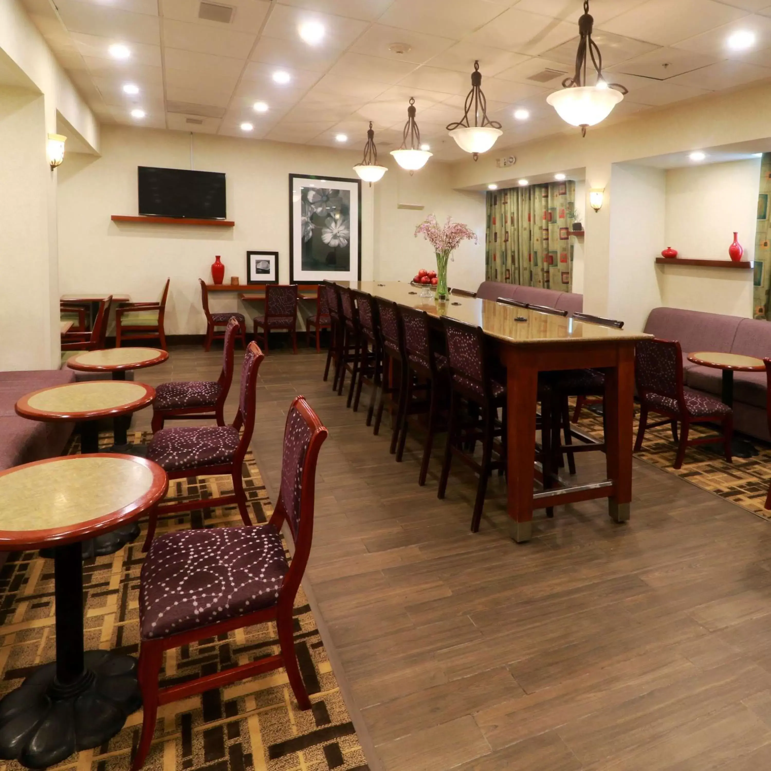 Lobby or reception, Restaurant/Places to Eat in Hampton by Hilton Reynosa Zona Industrial