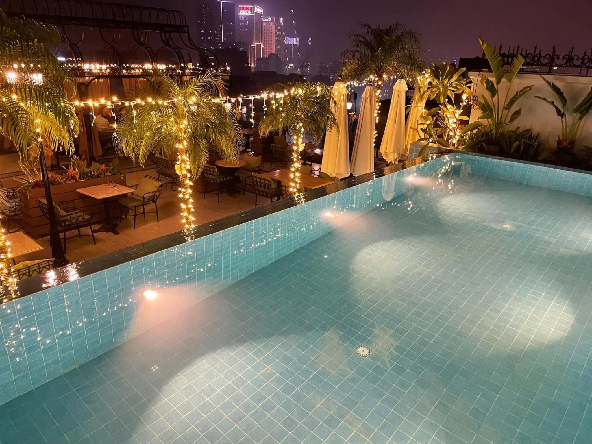 Swimming Pool in Hanoi Tirant Hotel