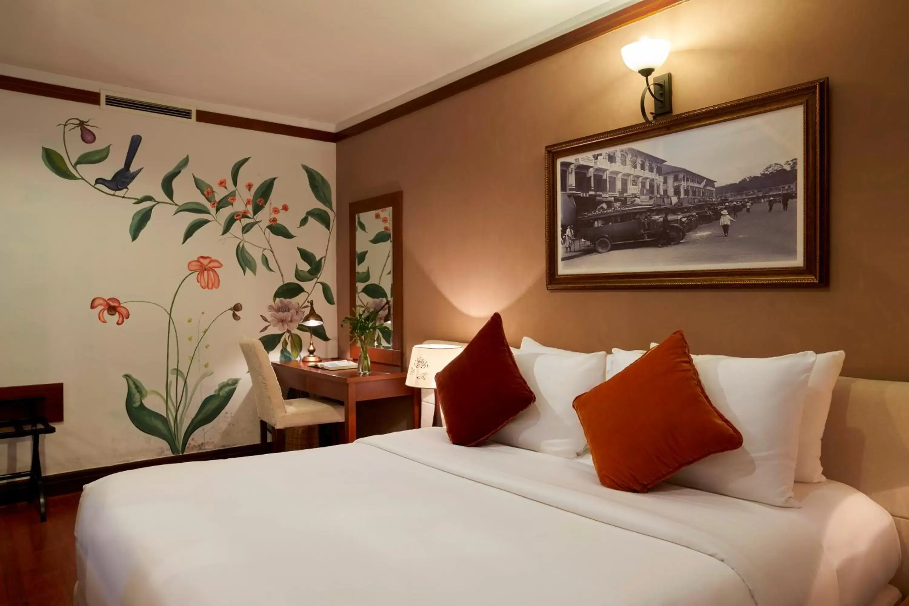 Living room, Bed in Prostyle Hotel Ho Chi Minh プロスタイルホテルホーチミン Living room, Bed in Prostyle Hotel Ho Chi Minh プロスタイルホテルホーチミン