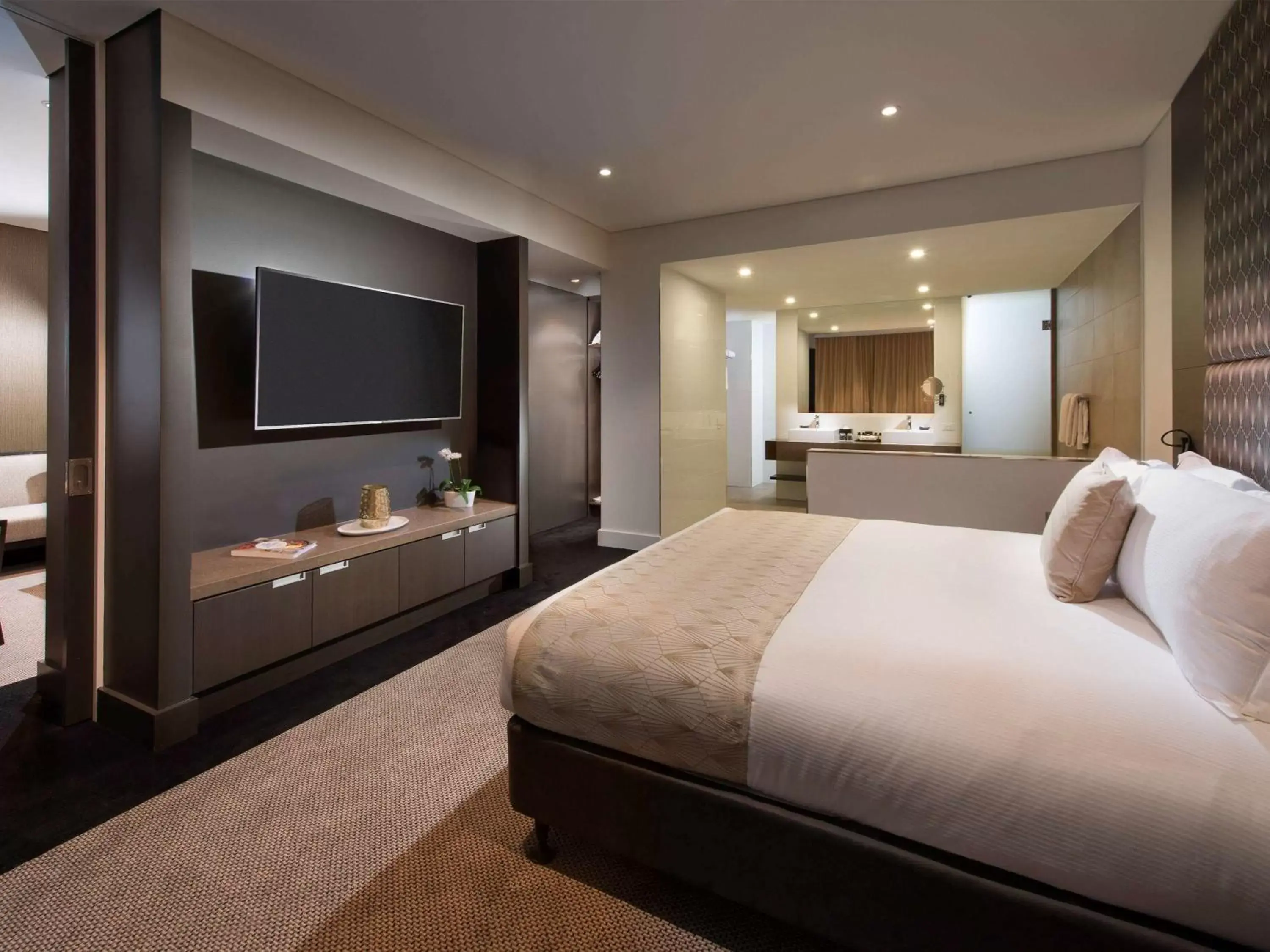 Photo of the whole room, Bed in Pullman Brisbane Airport