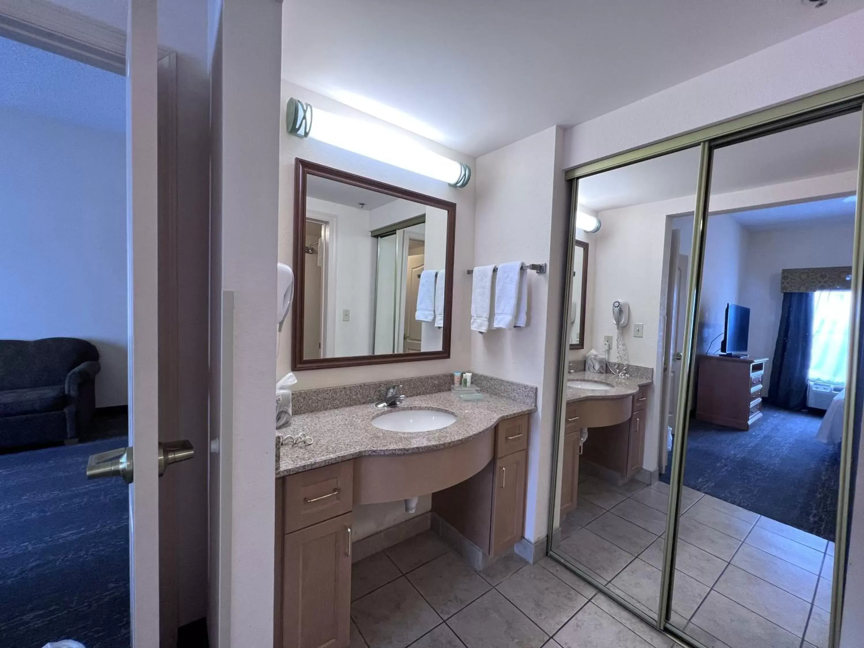 Bathroom in Hyatt House Colorado Springs Airport
