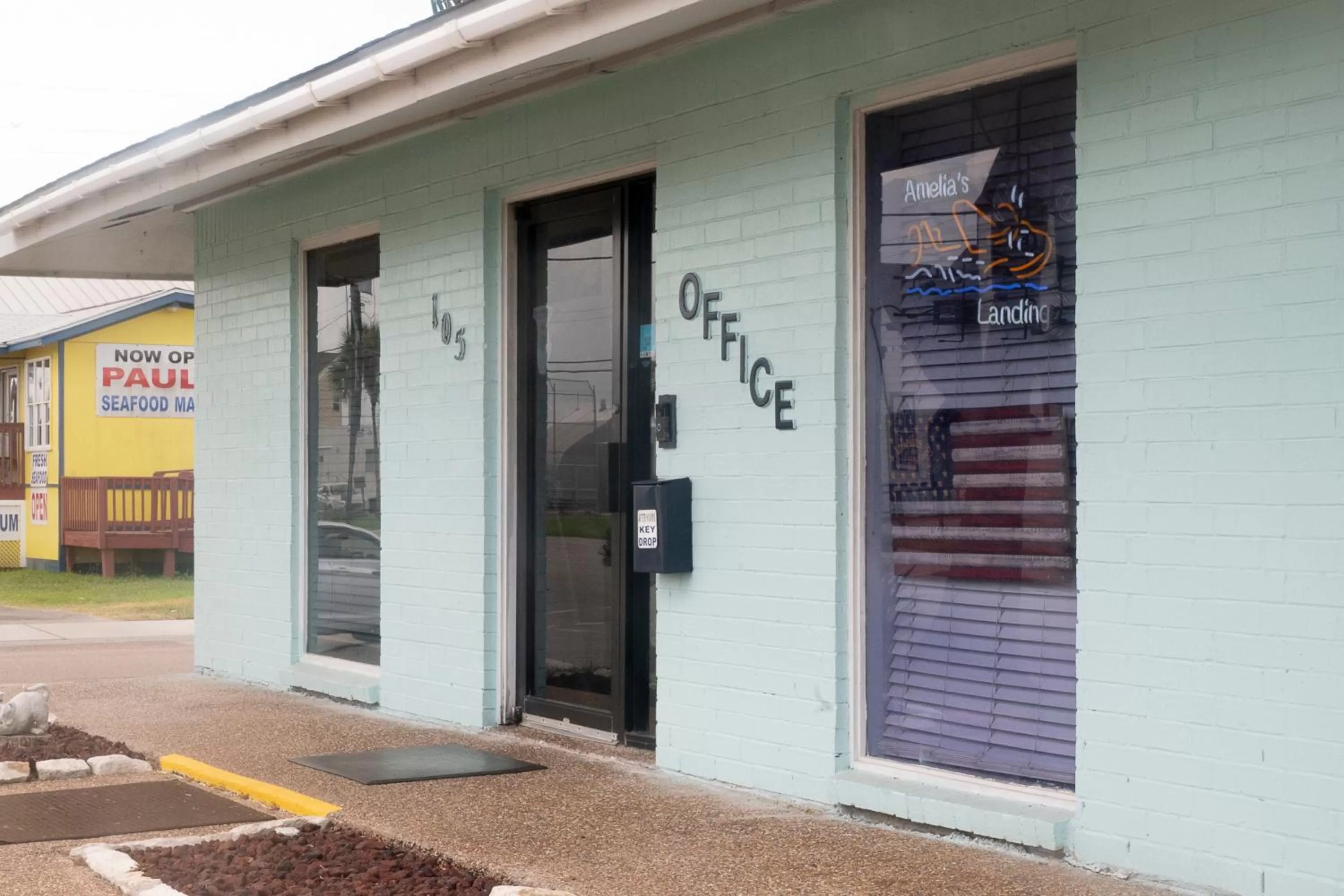 Property building in Amelia's Landing