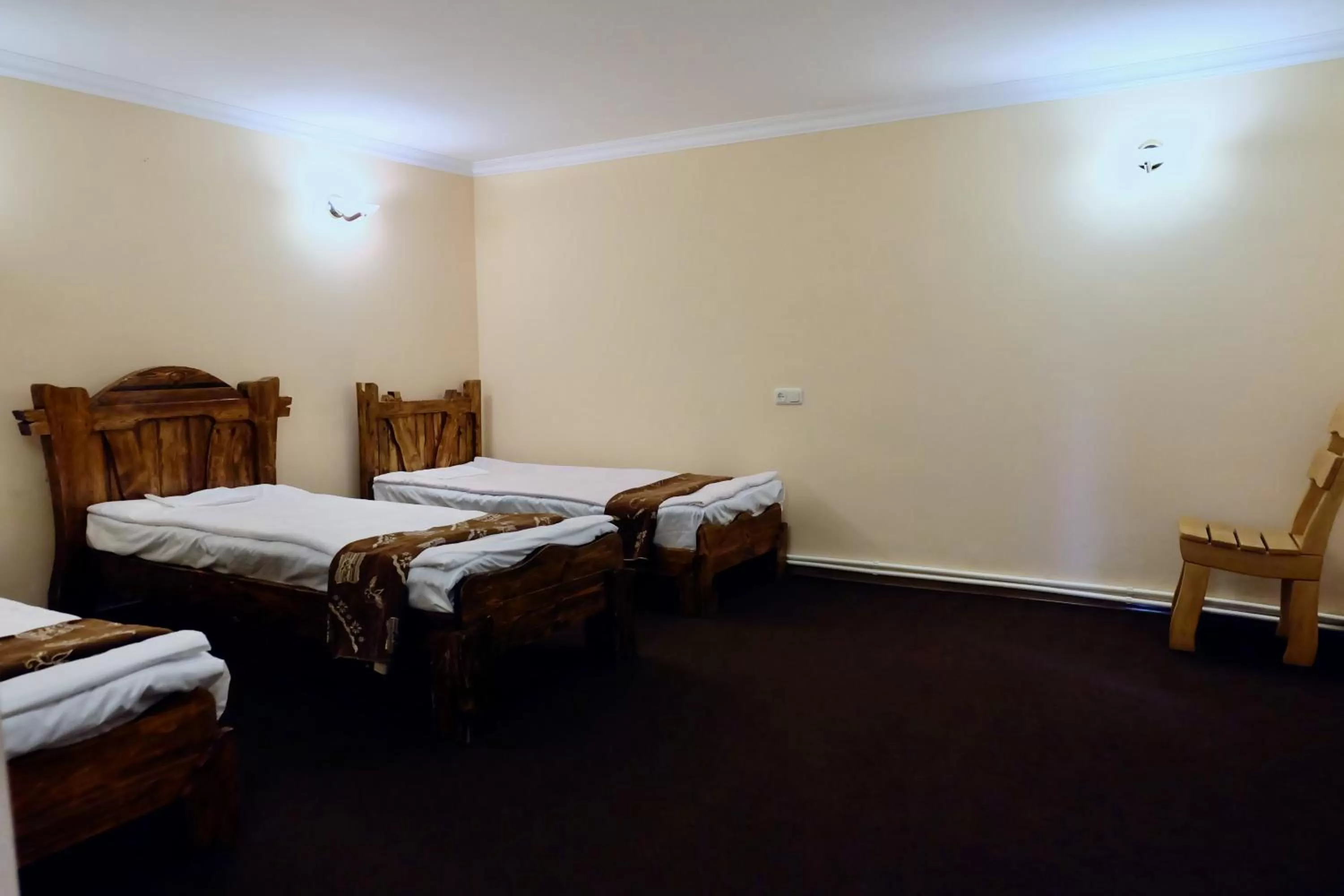 Bed in Dil Hill by Sam