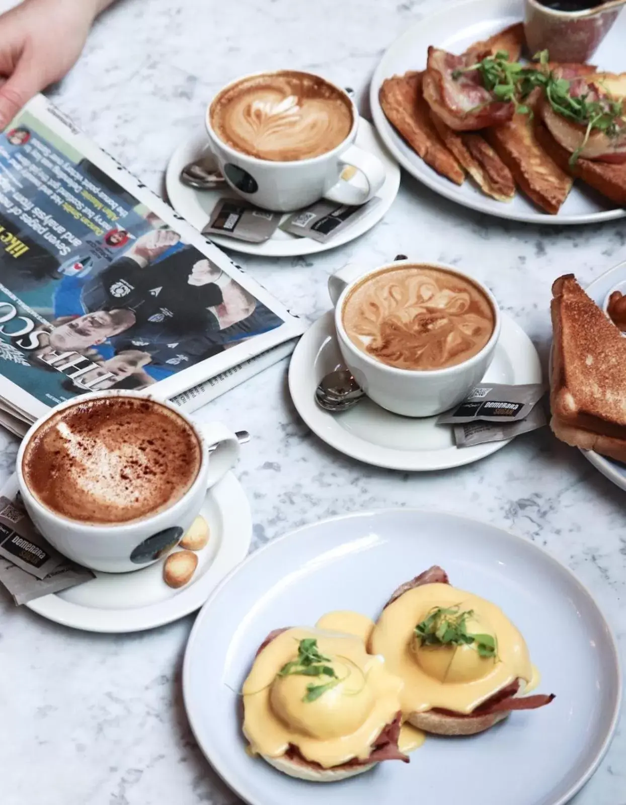 Breakfast, Food in Le Monde Hotel