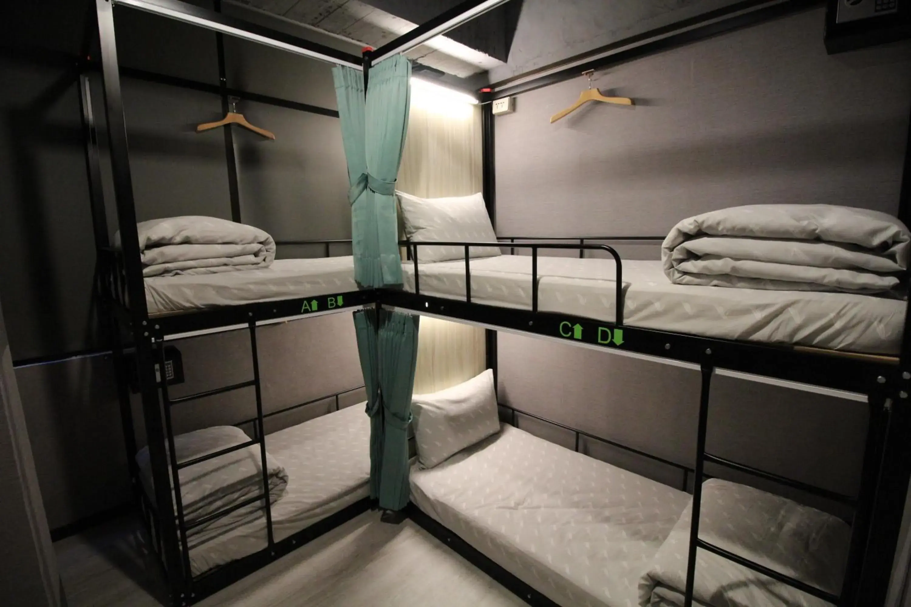 Bedroom, Bunk Bed in Backpackers Hostel Ximen