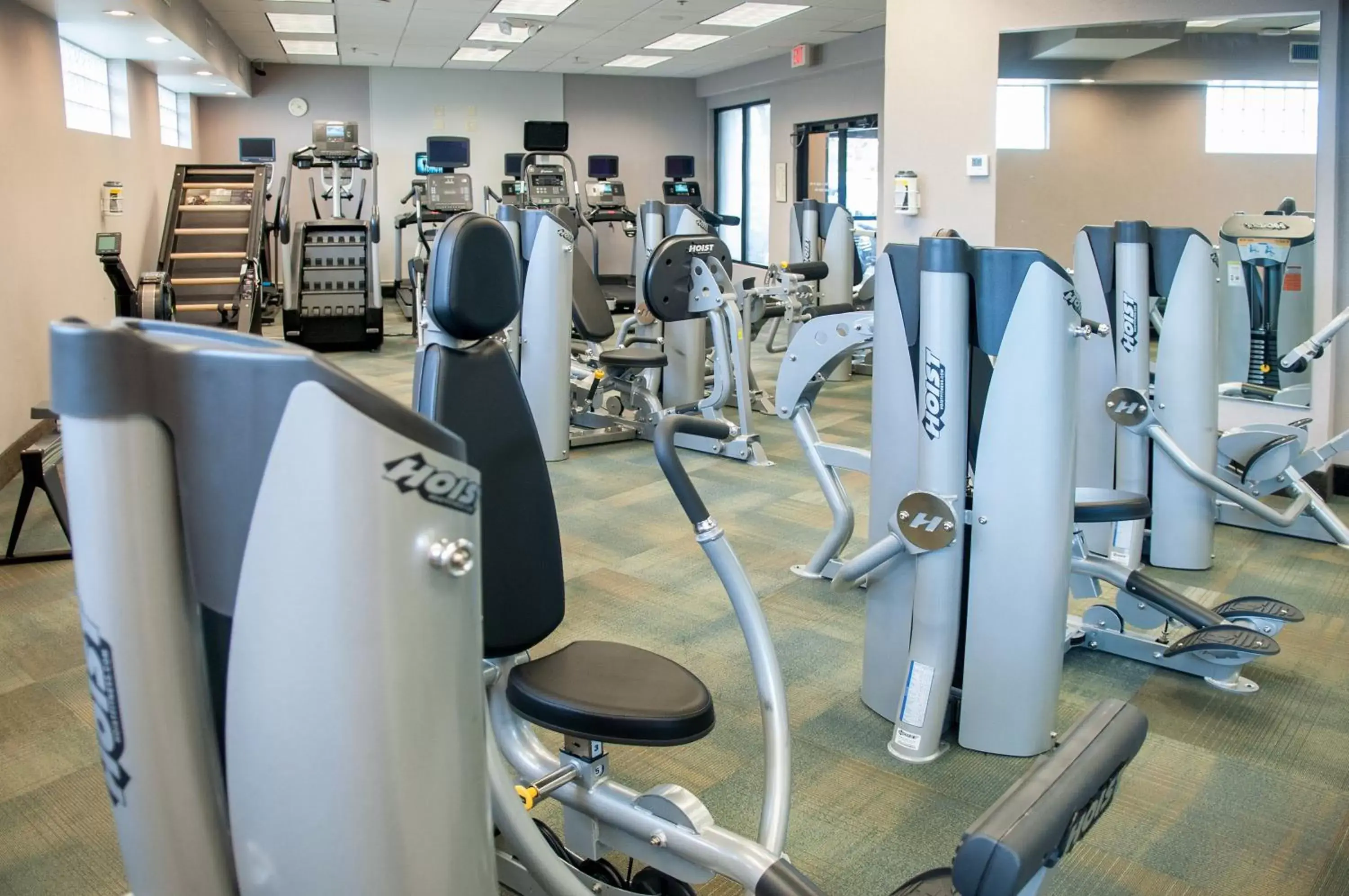 Fitness centre/facilities, Fitness Center/Facilities in Crowne Plaza Hotel Executive Center Baton Rouge, an IHG Hotel