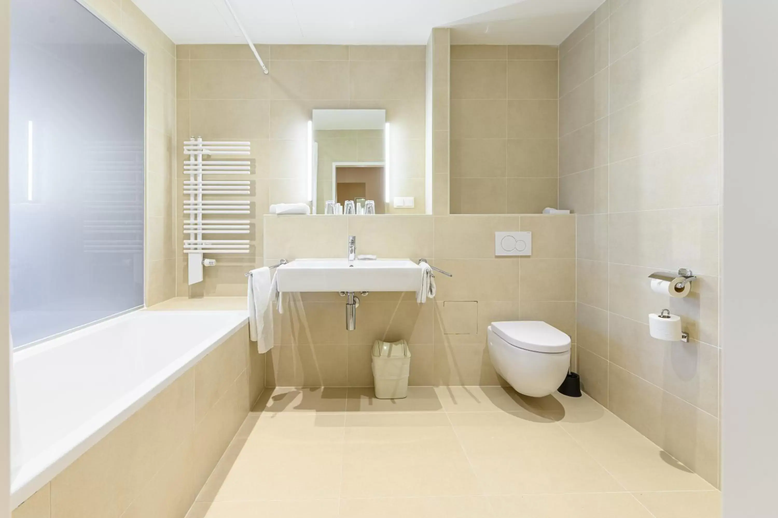 Bathroom in Hotel Caroline Bathroom in Hotel Caroline