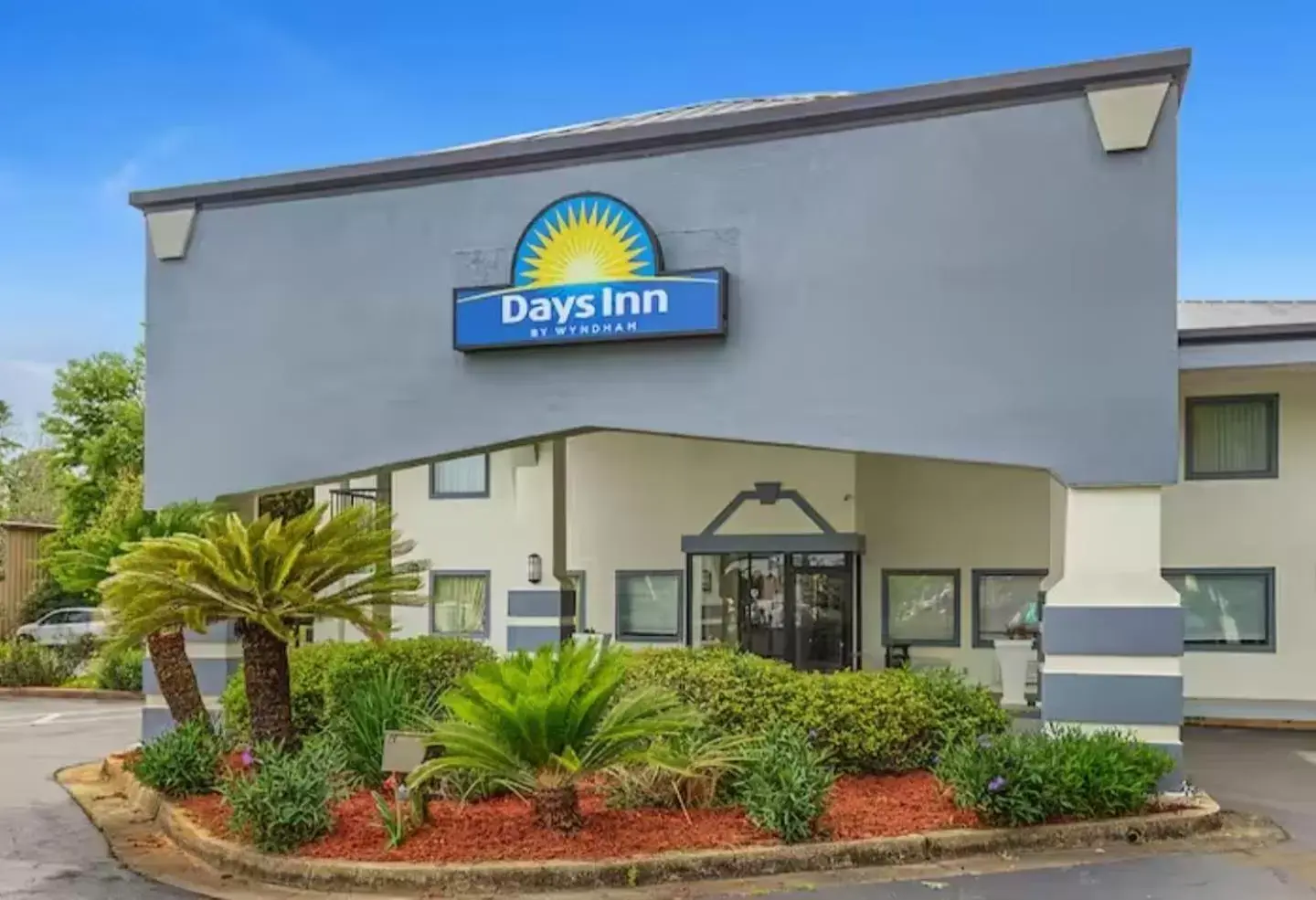 Property Building in Days Inn by Wyndham Foley