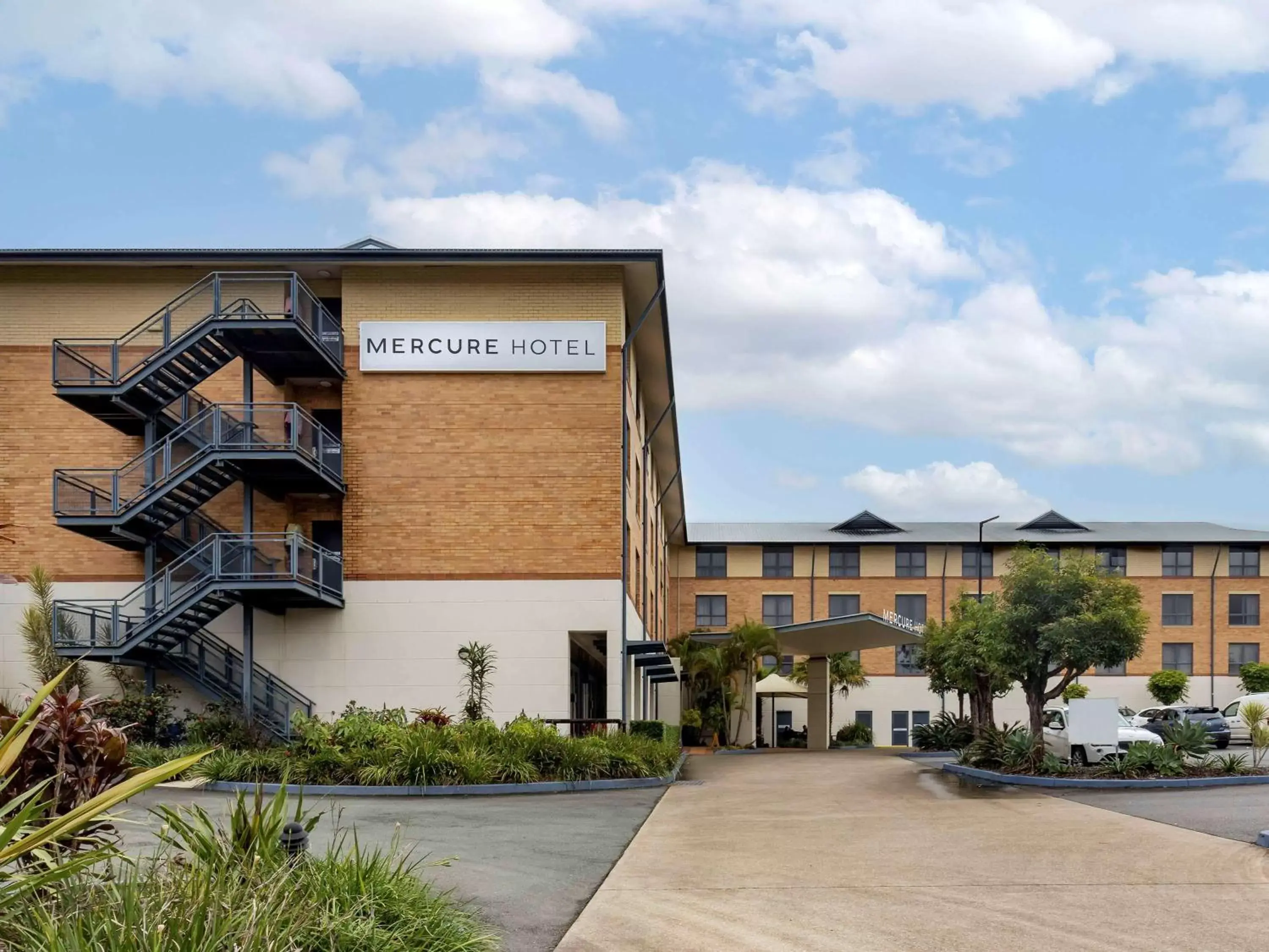 Property Building in Mercure Brisbane Garden City