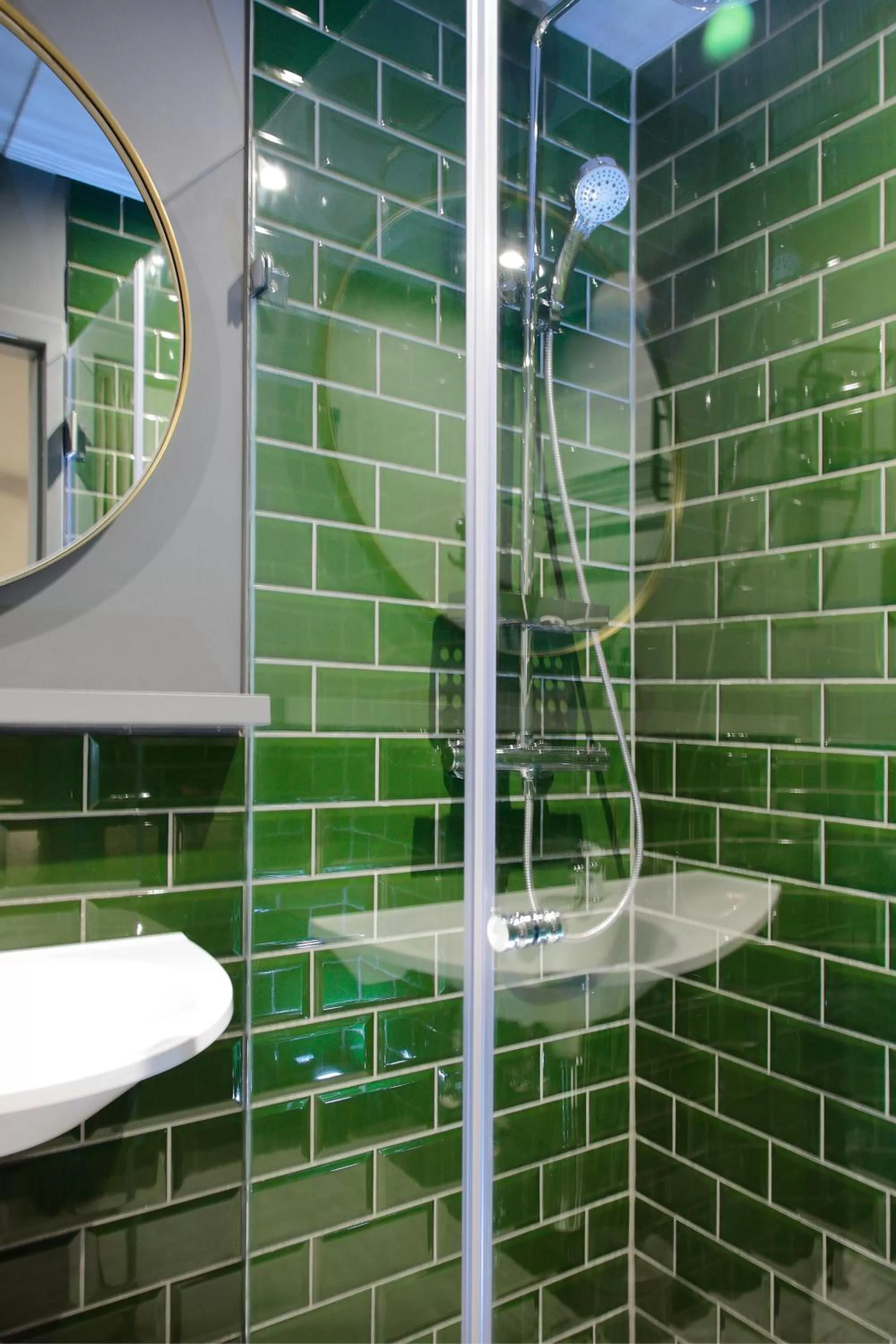 Shower in Leo Boutique Rooms - Adults Only