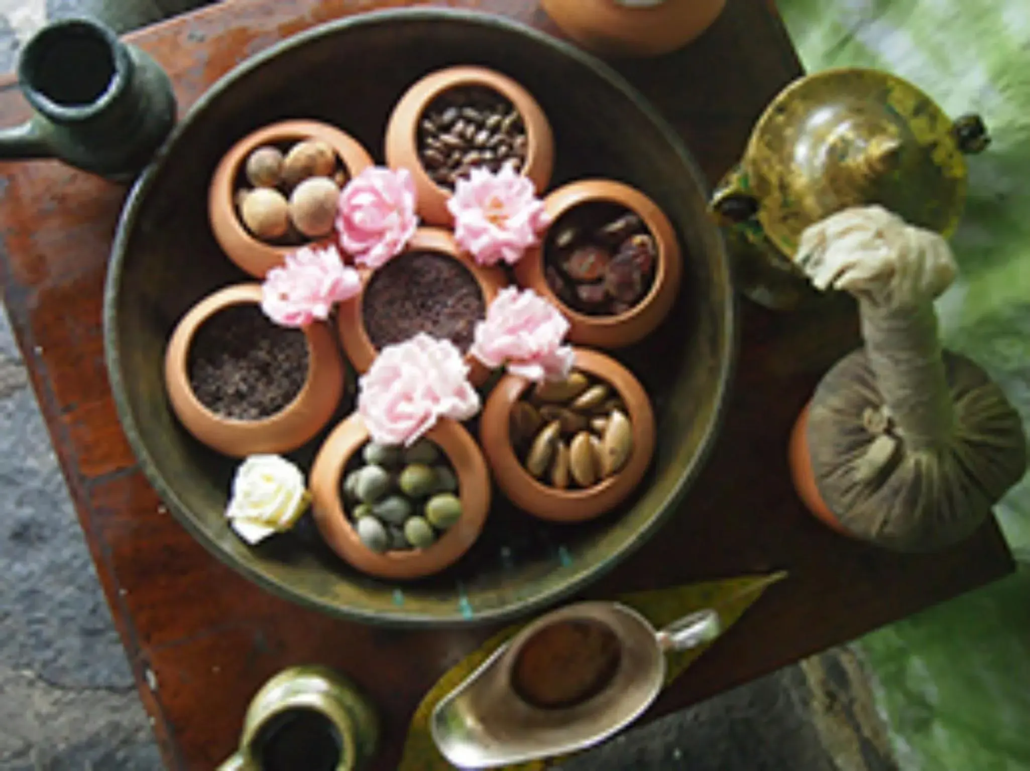 Massage in The Kandy Samadhicentre