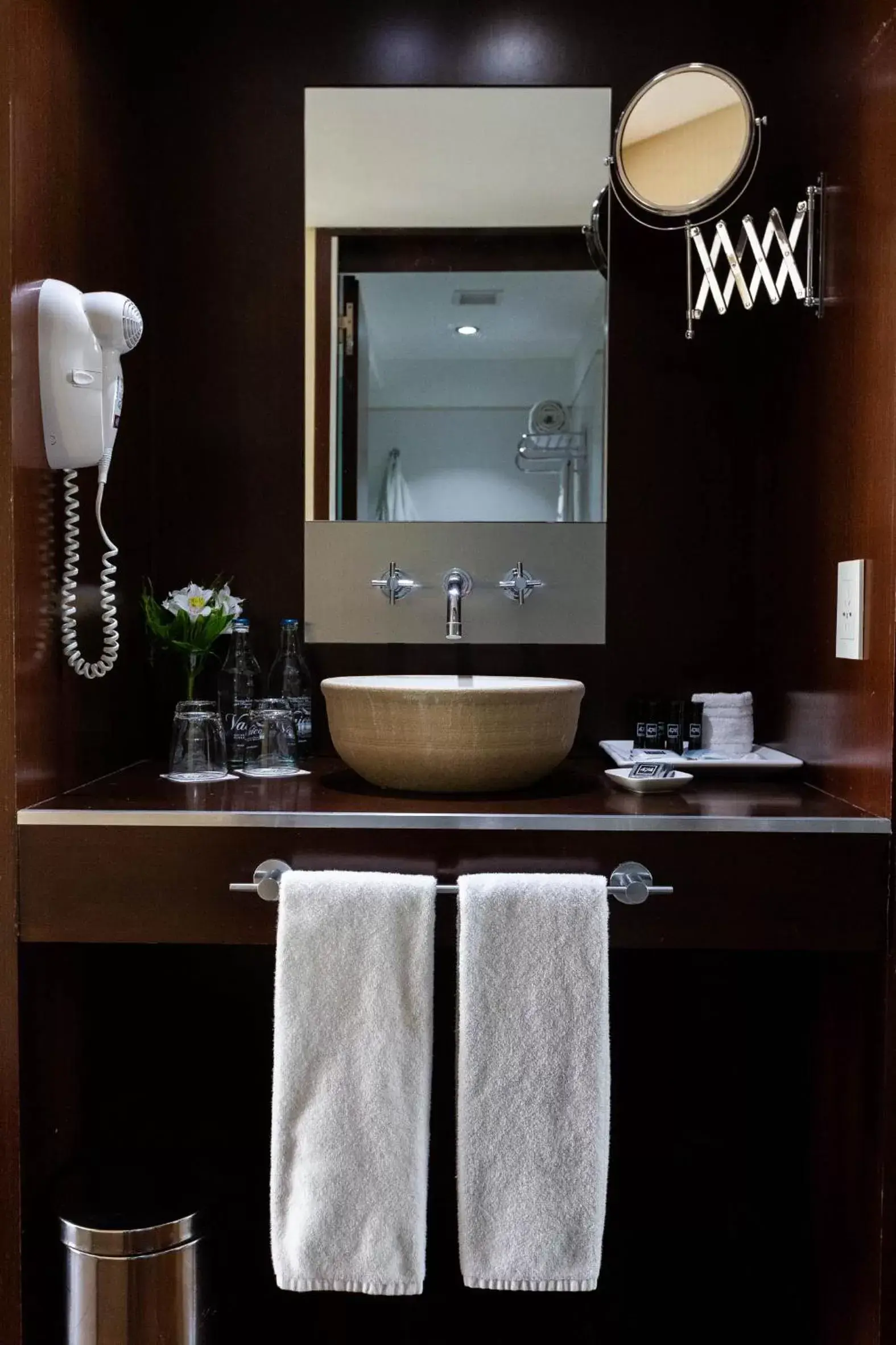 Bathroom in 474 Buenos Aires Hotel