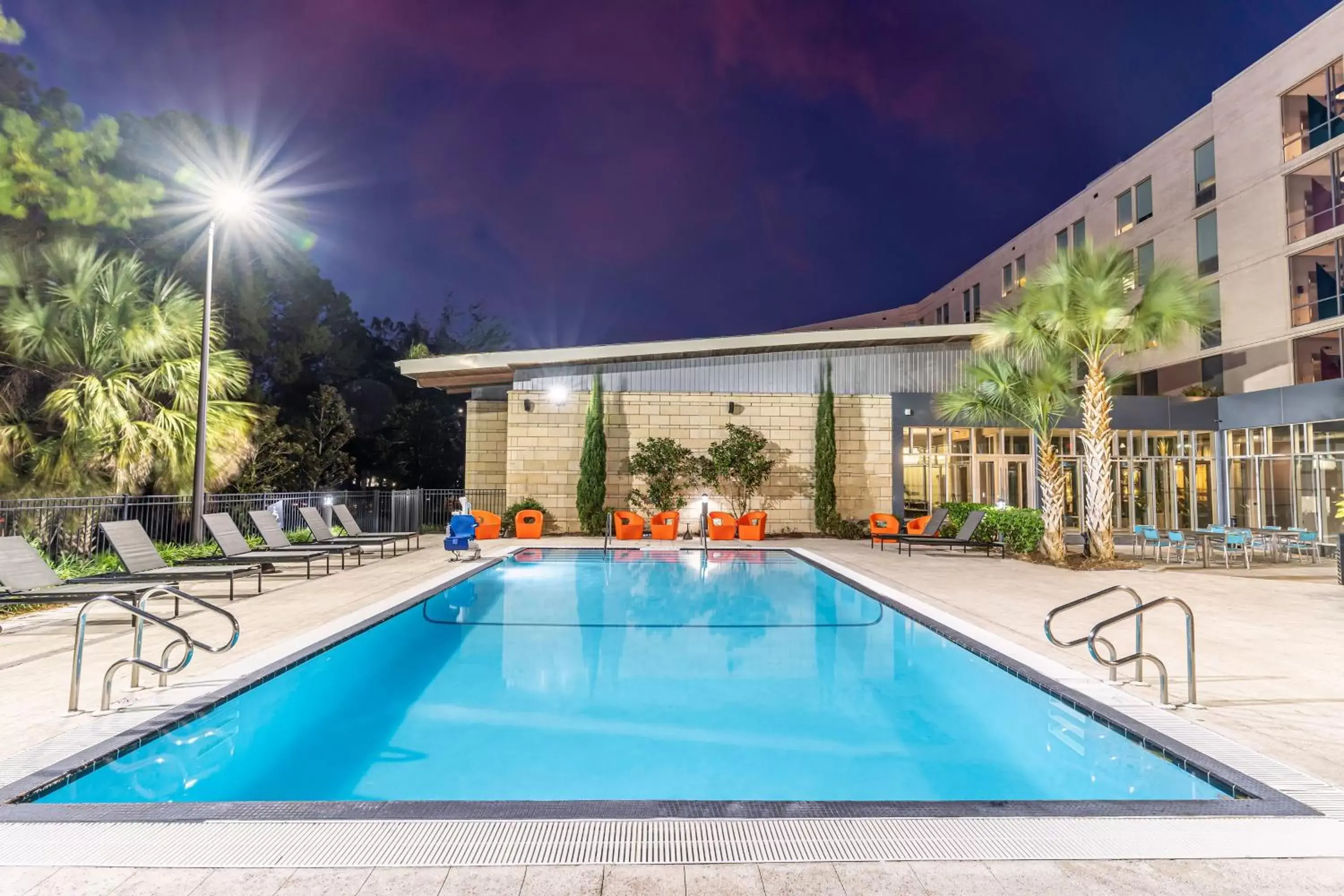 Swimming Pool in Aloft Jacksonville Tapestry Park